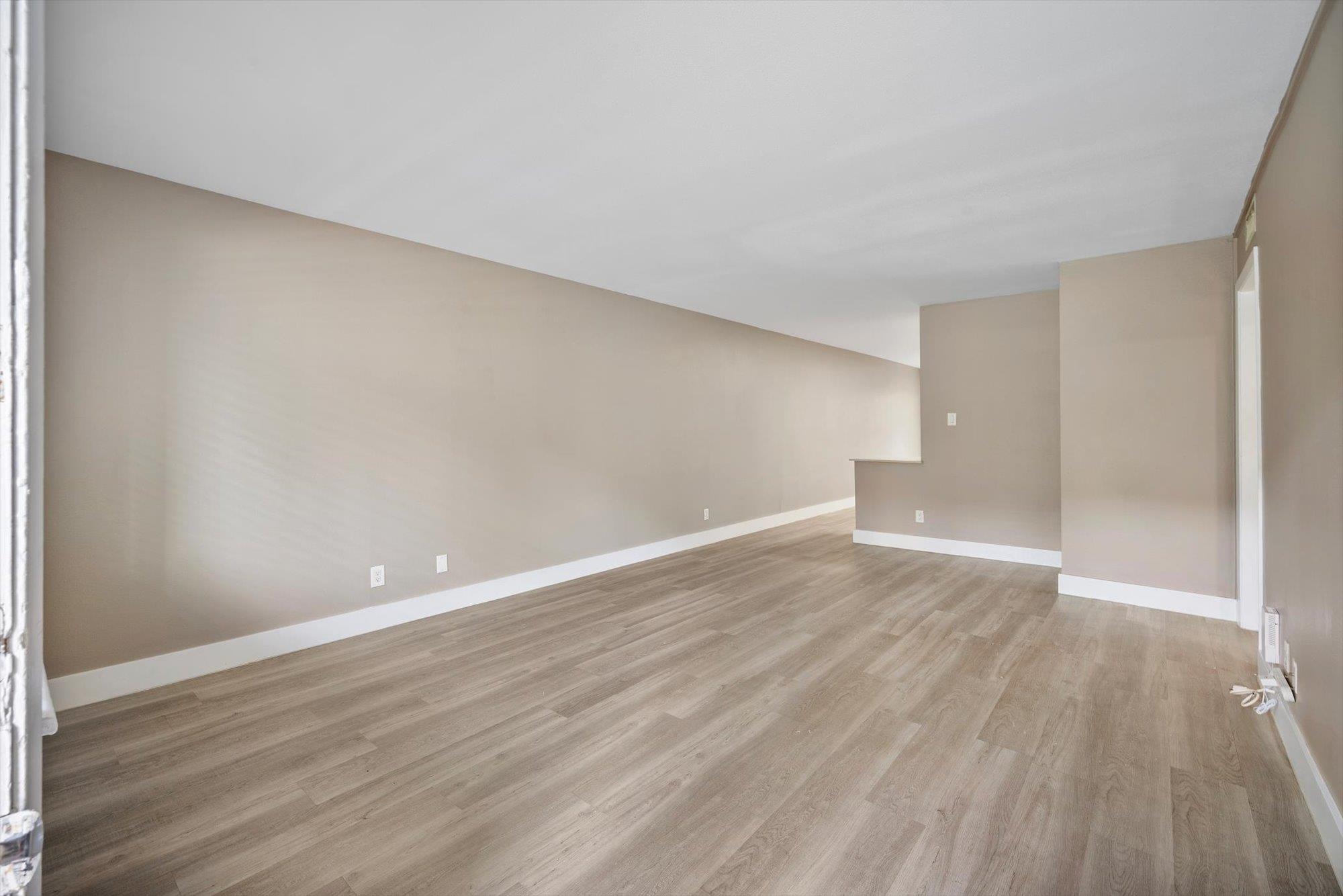 2303 East Side #109 DR # 109