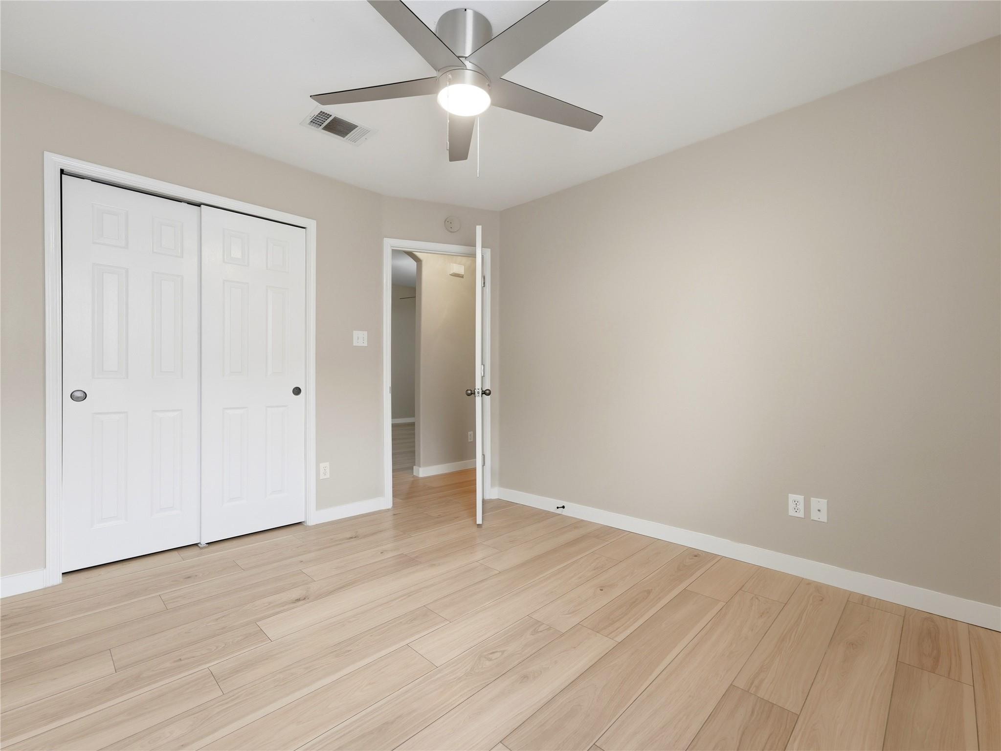1004 Downridge DR