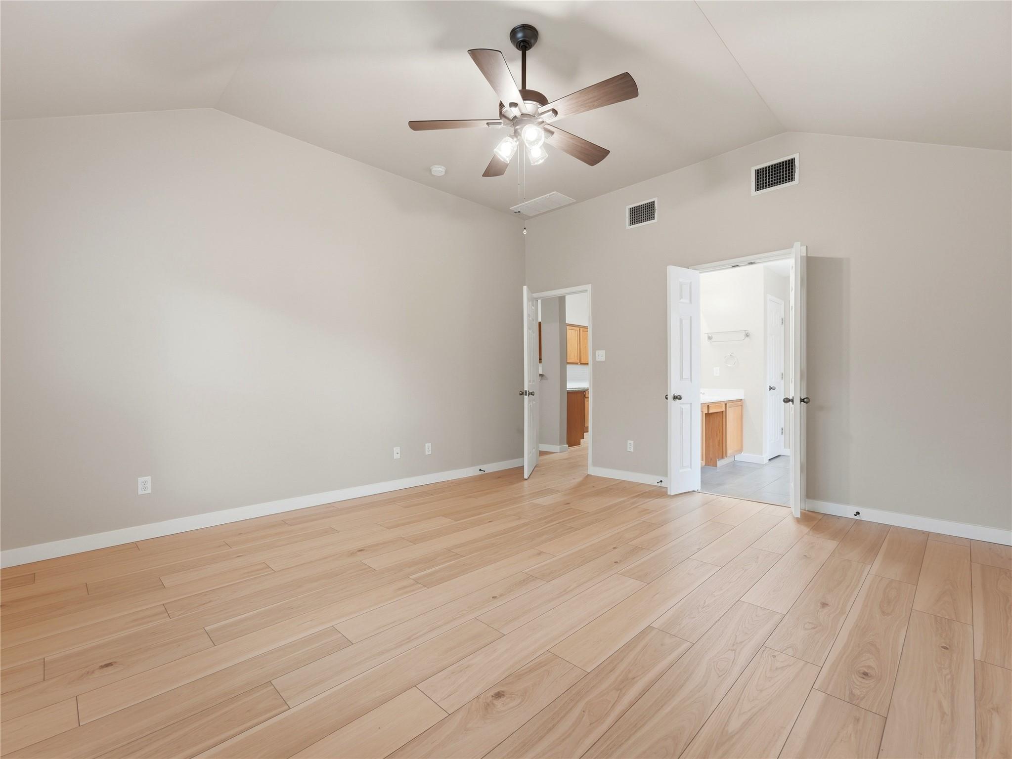 1004 Downridge DR