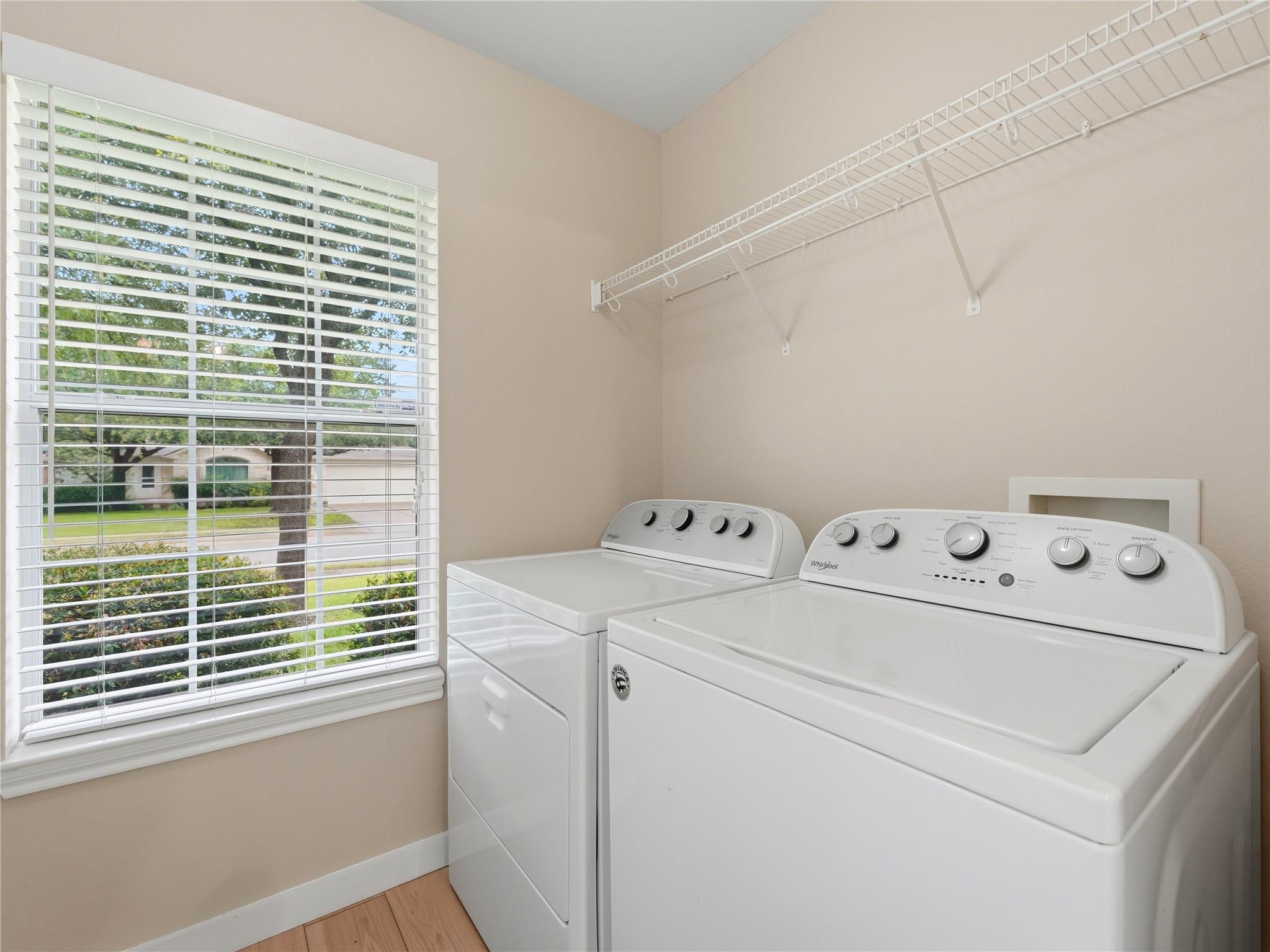 1004 Downridge DR