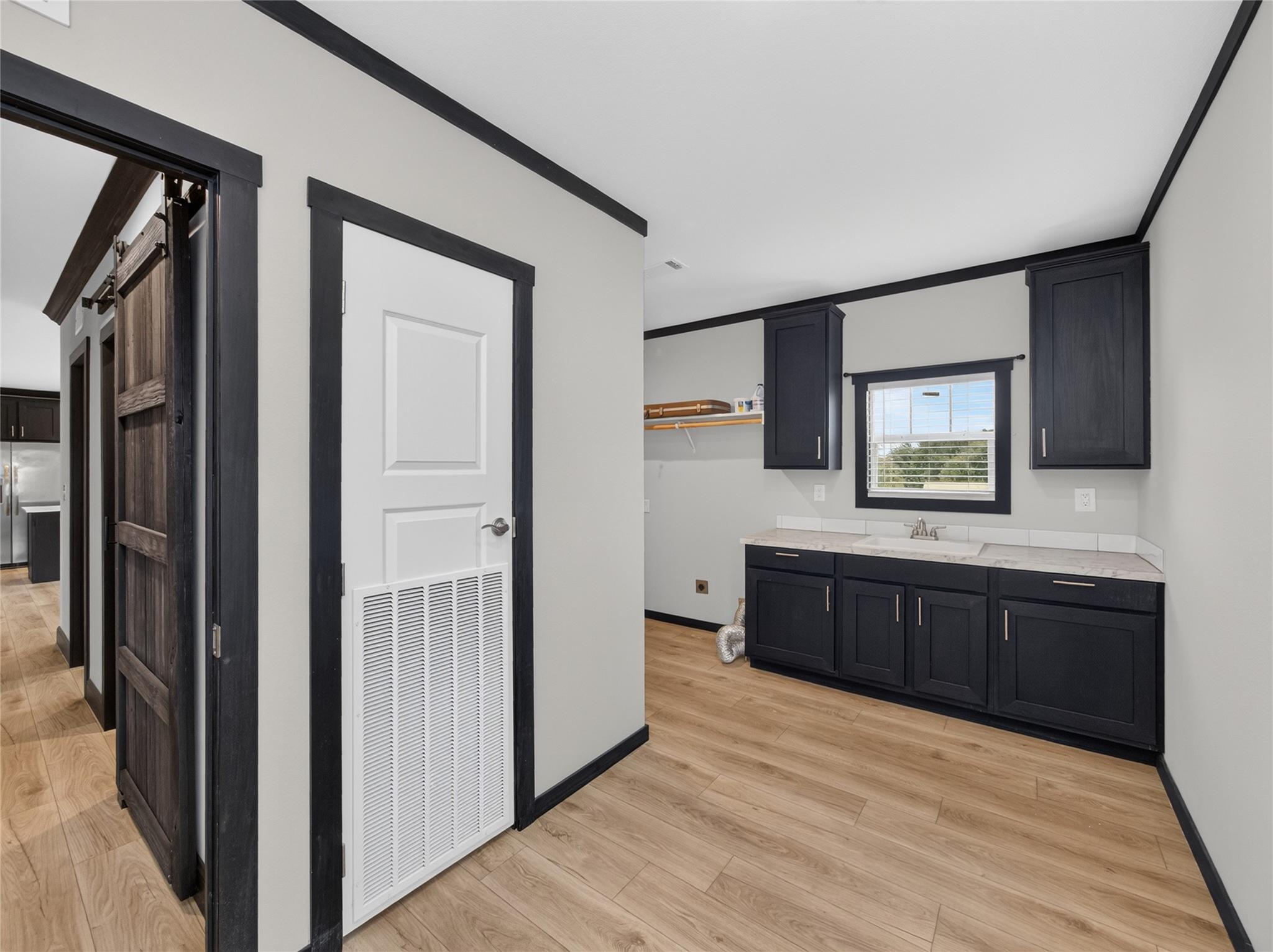 1106 Hi Line DR