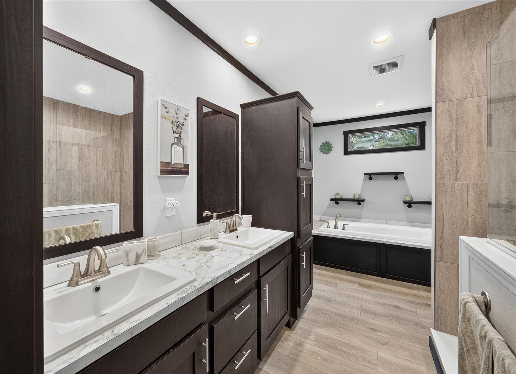 1106 Hi Line DR
