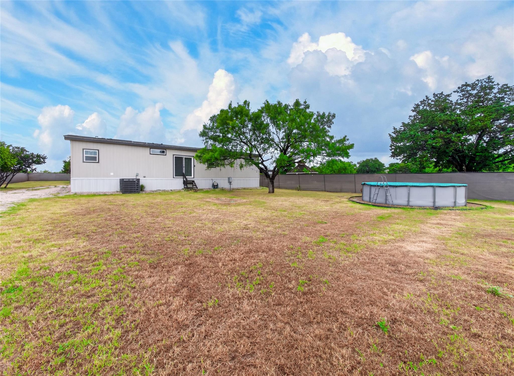 1106 Hi Line DR