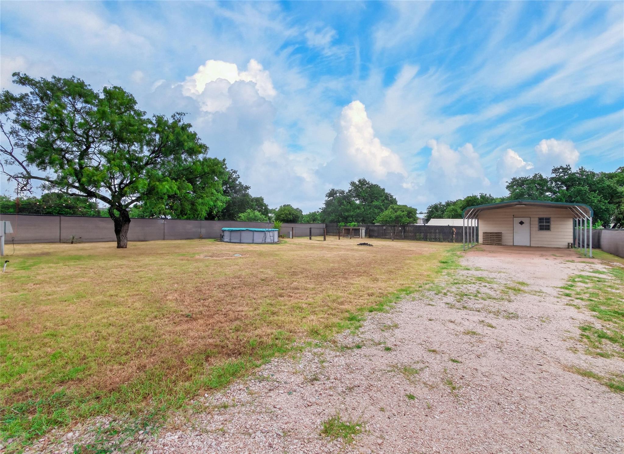 1106 Hi Line DR
