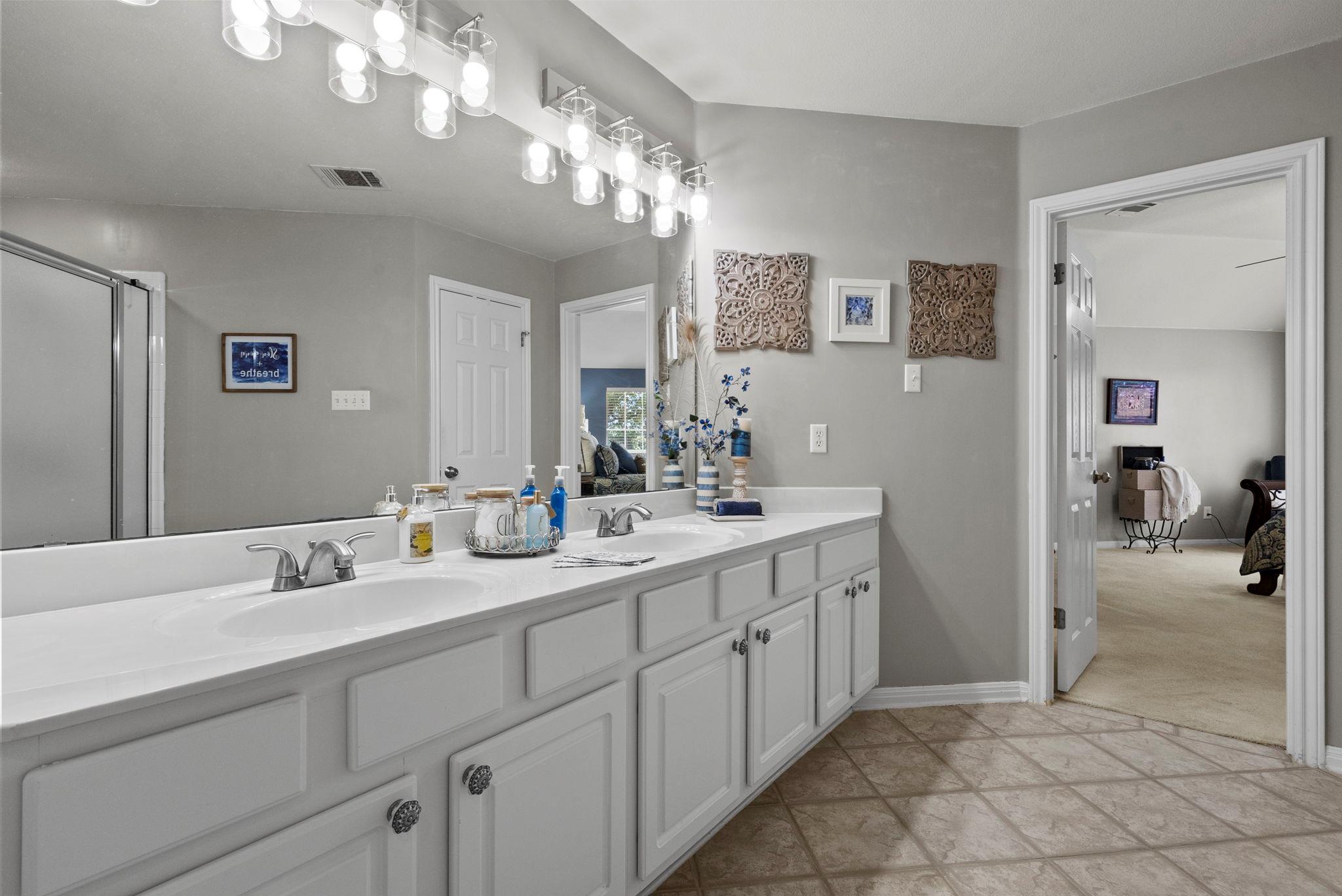 15012 Galena DR