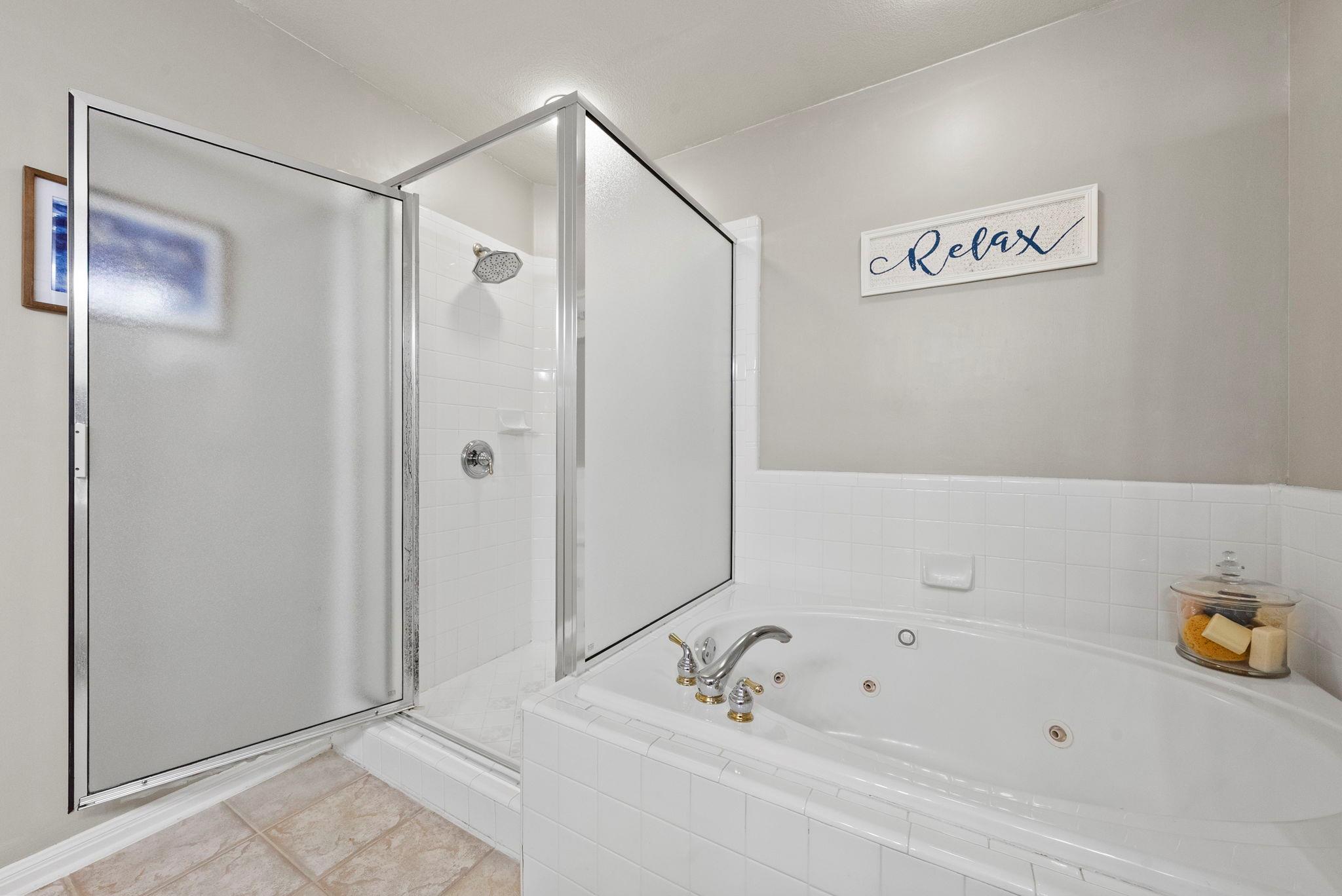 15012 Galena DR