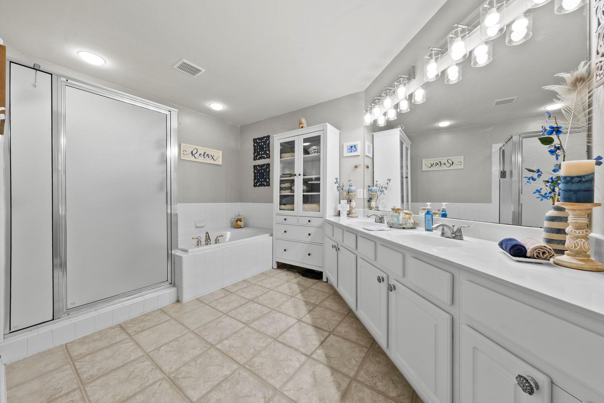 15012 Galena DR