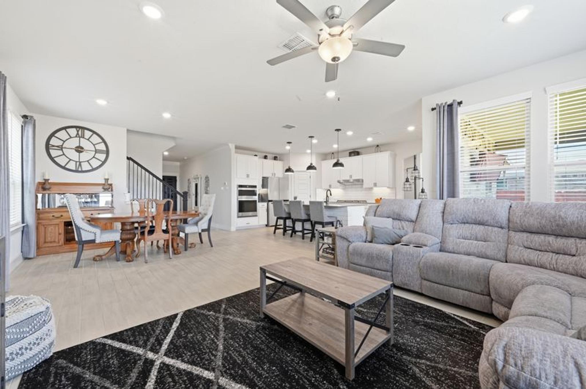 425 Purple Heart DR