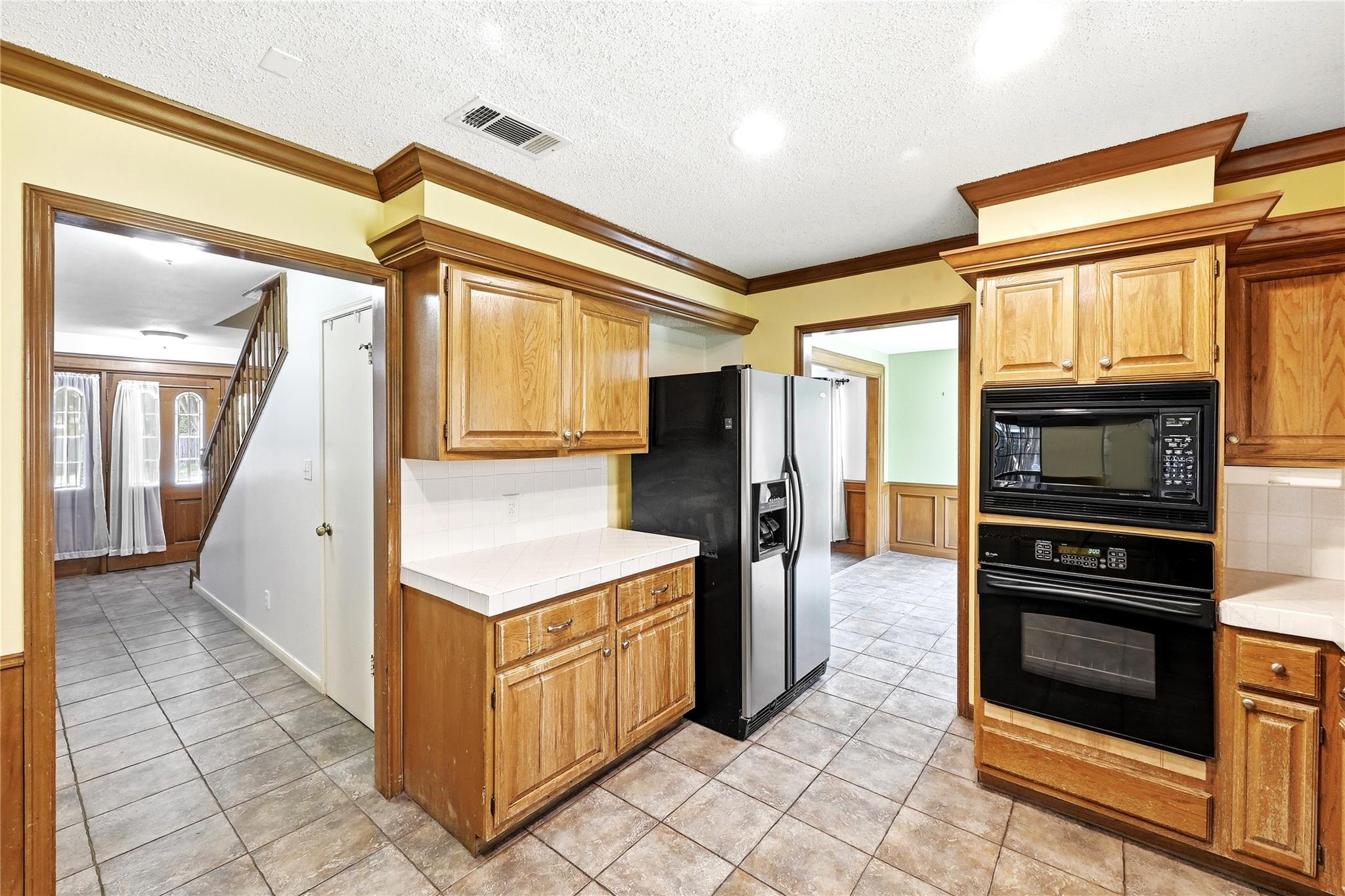 12113 Black Angus DR