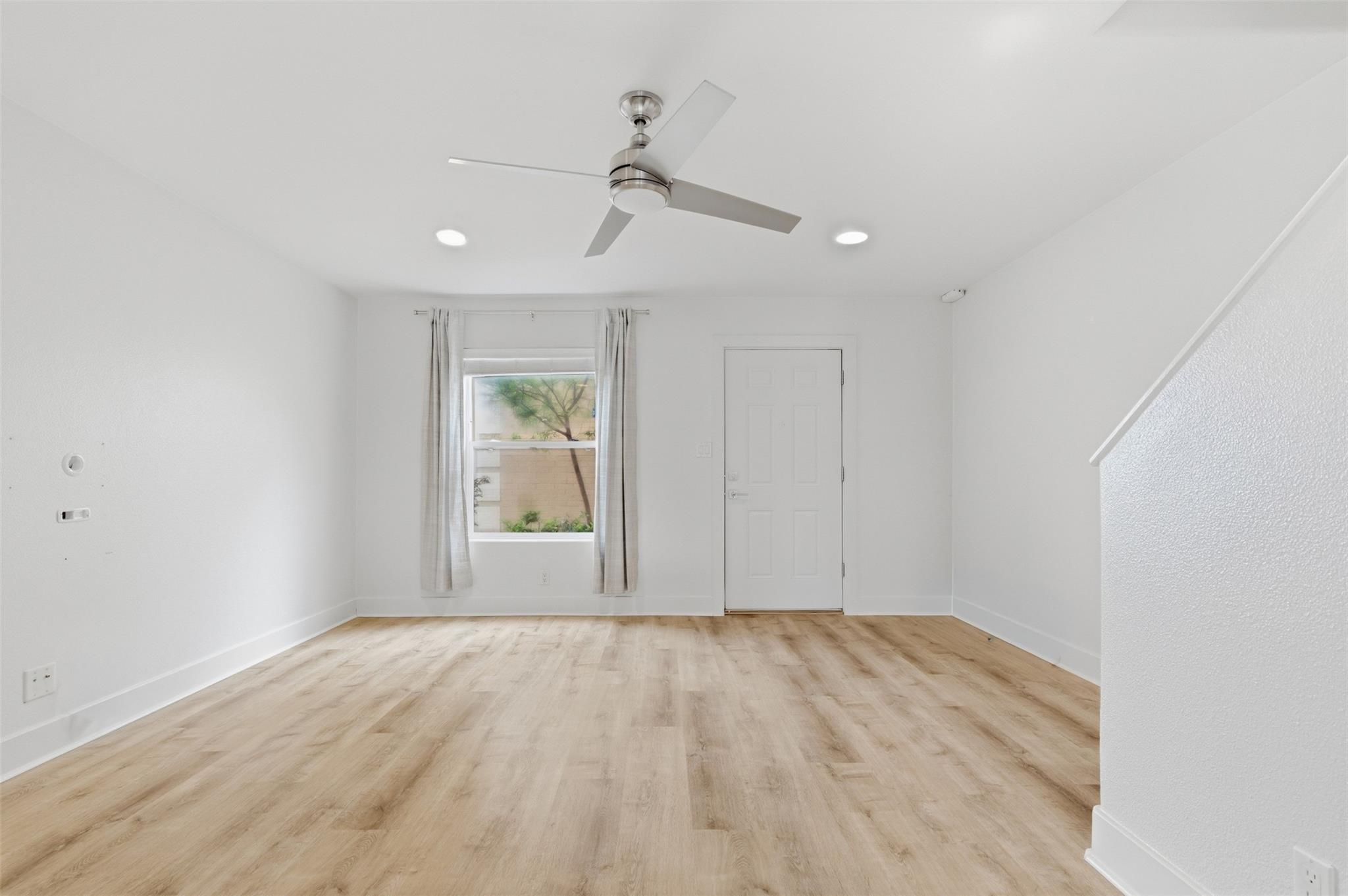 1101 Grove BLVD # 201