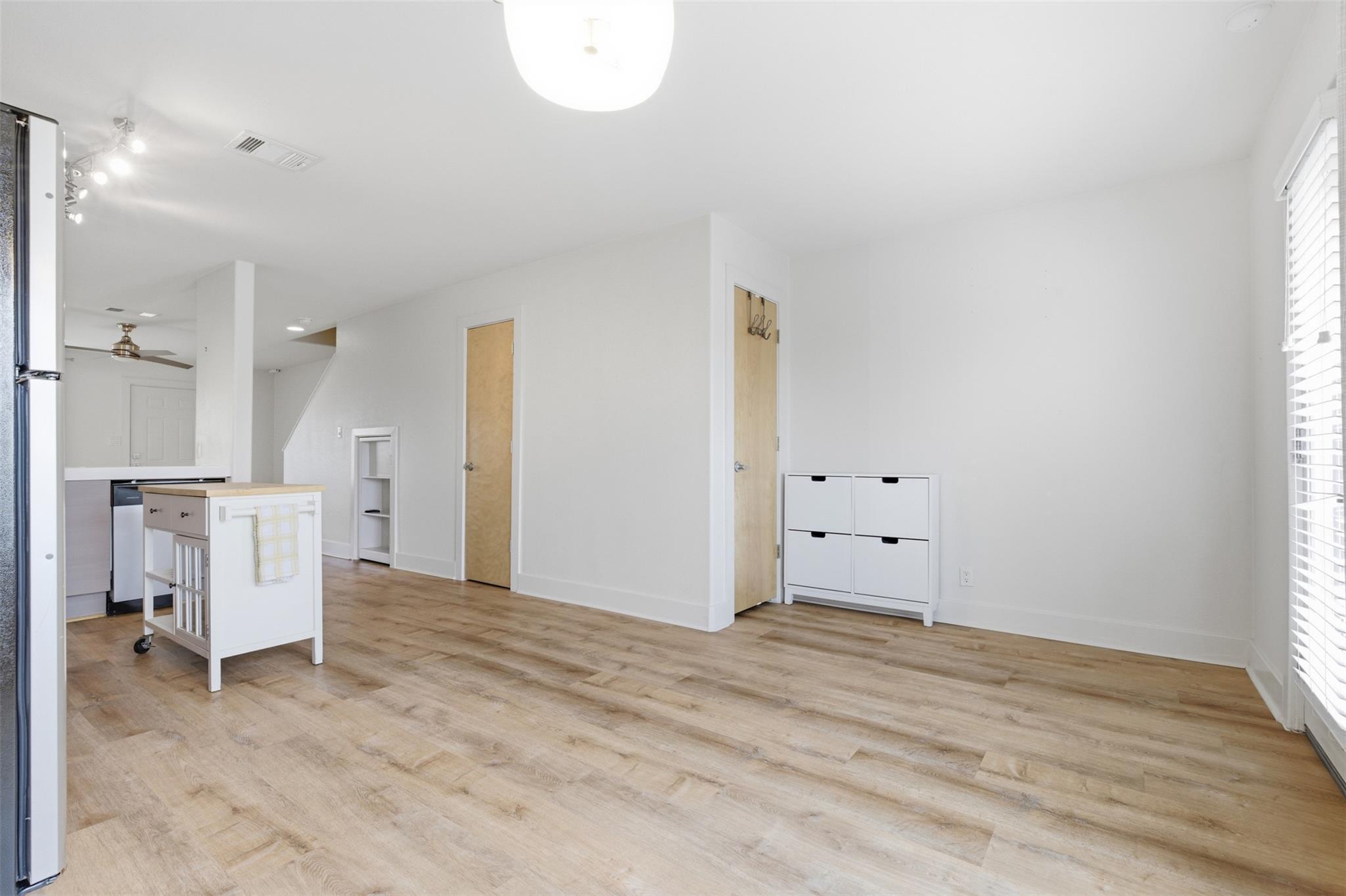1101 Grove BLVD # 201