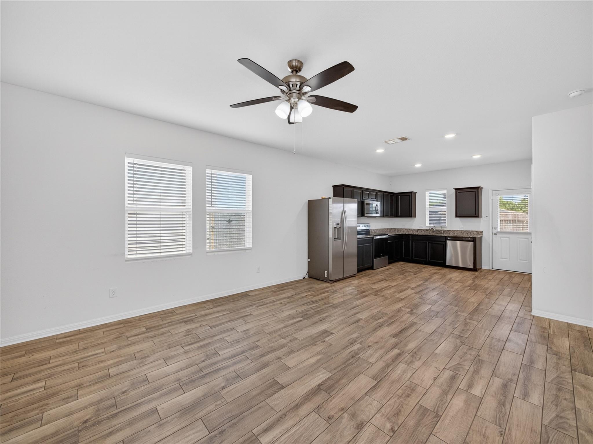109 Rainey DR