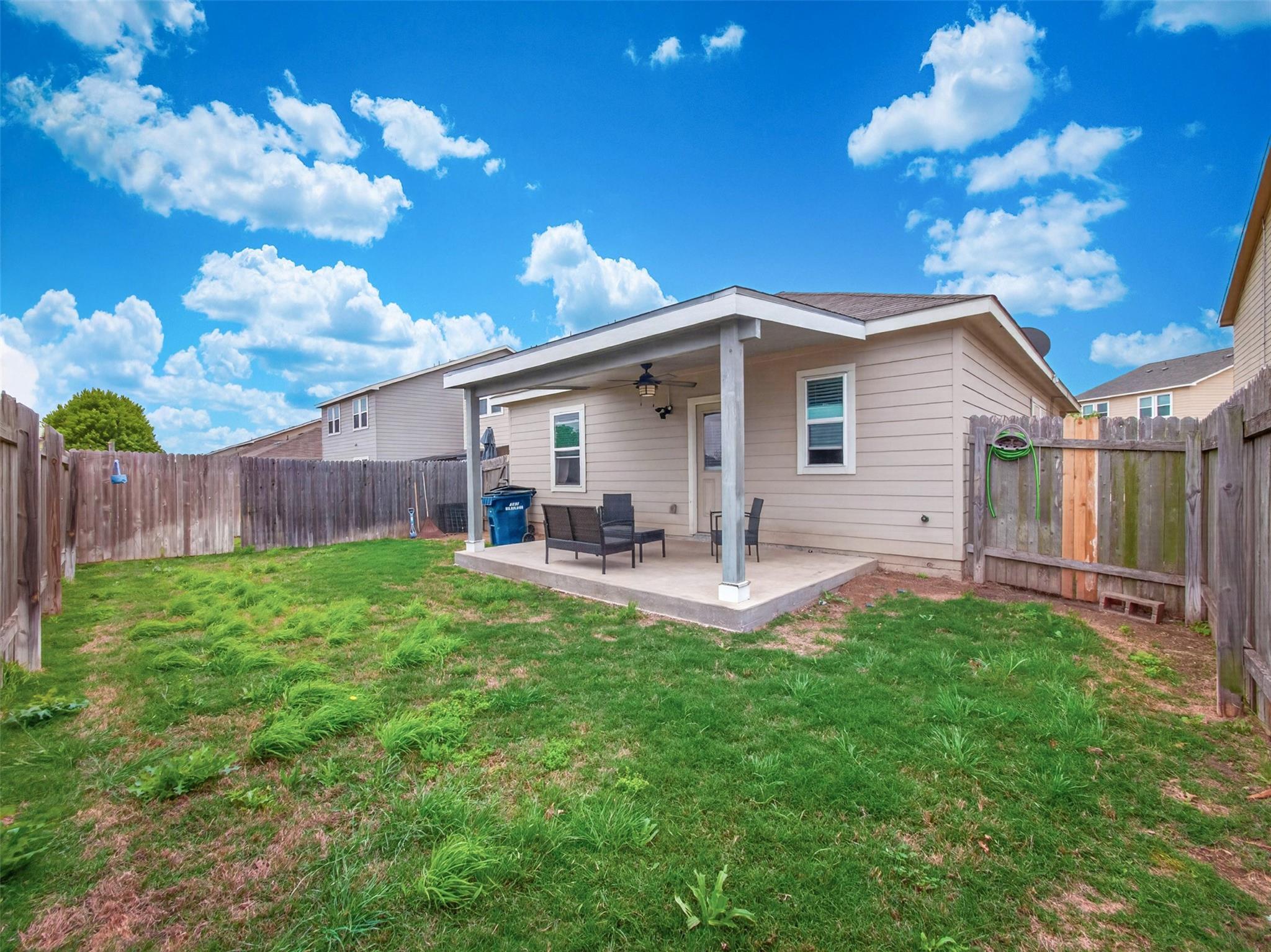 109 Rainey DR