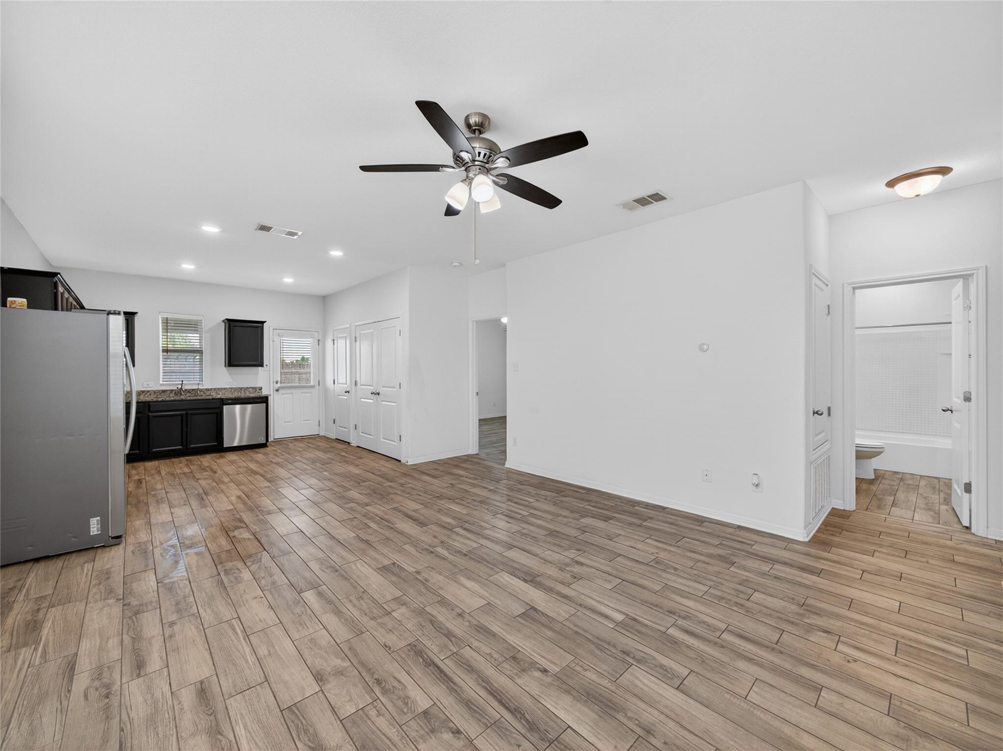109 Rainey DR