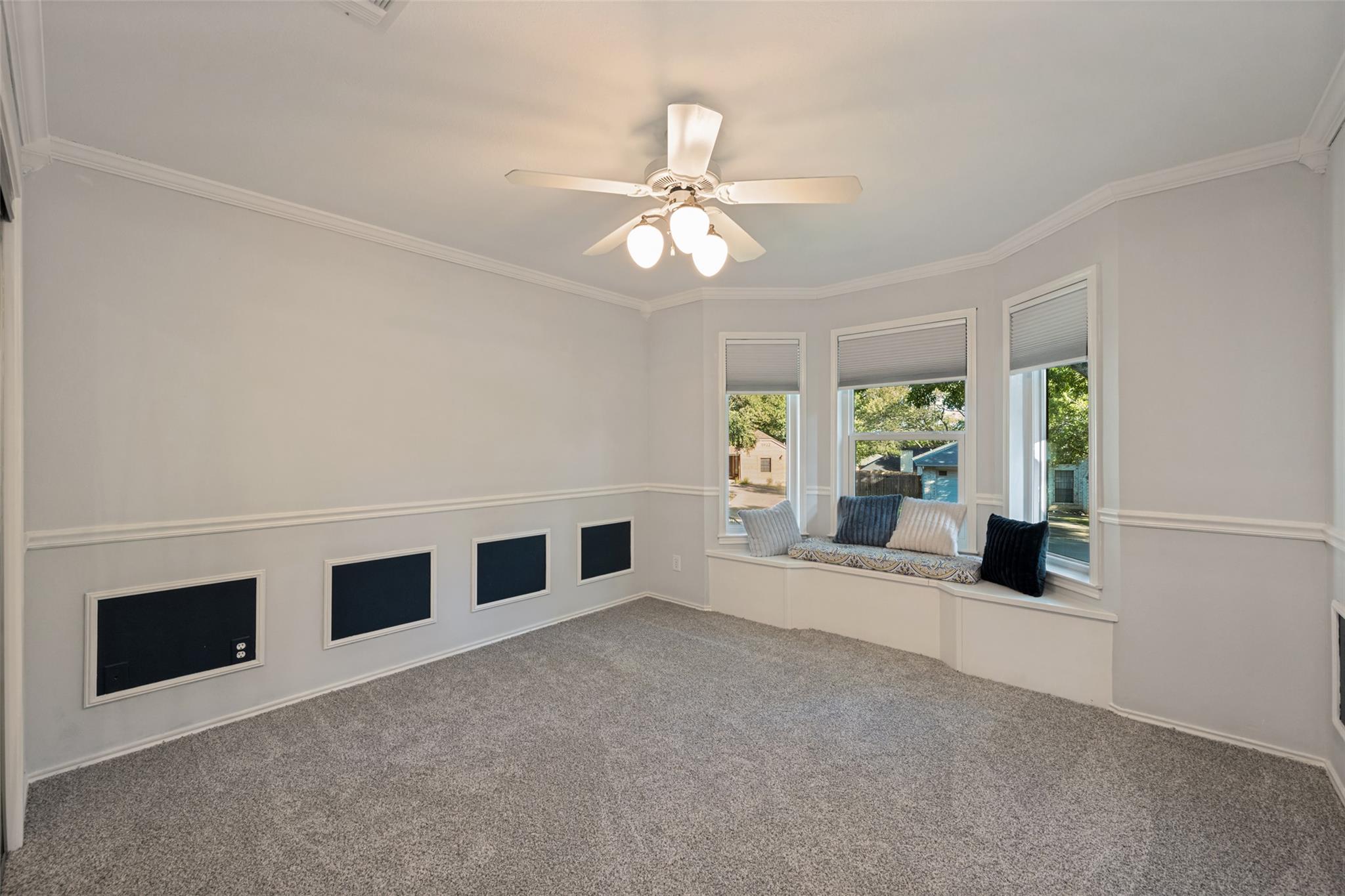 1933 Squire Circle CIR