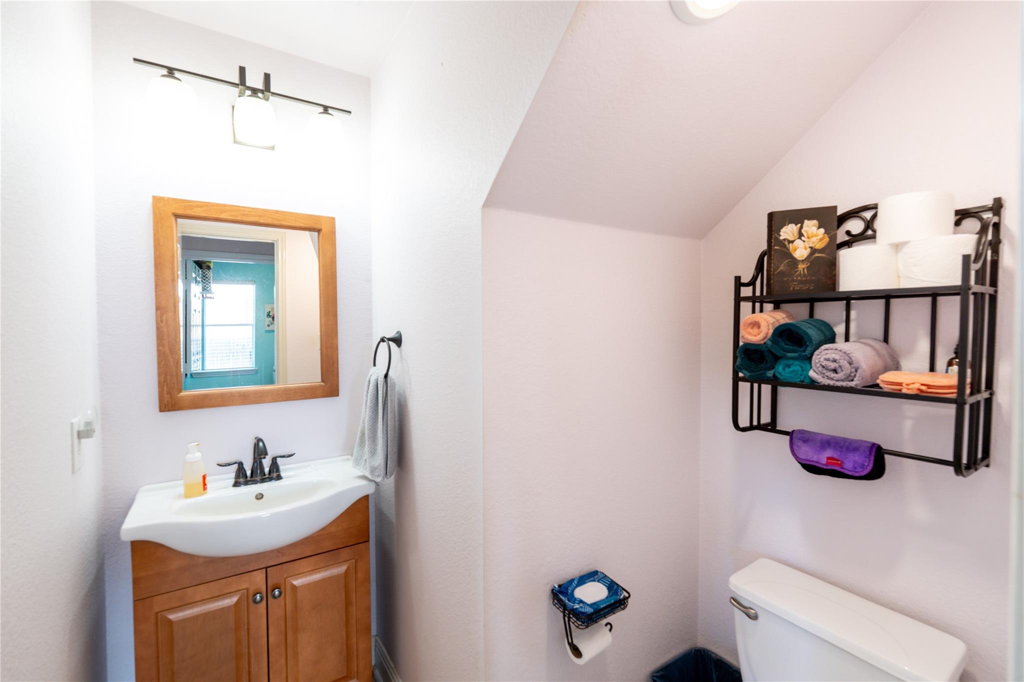 1005 Doras DR