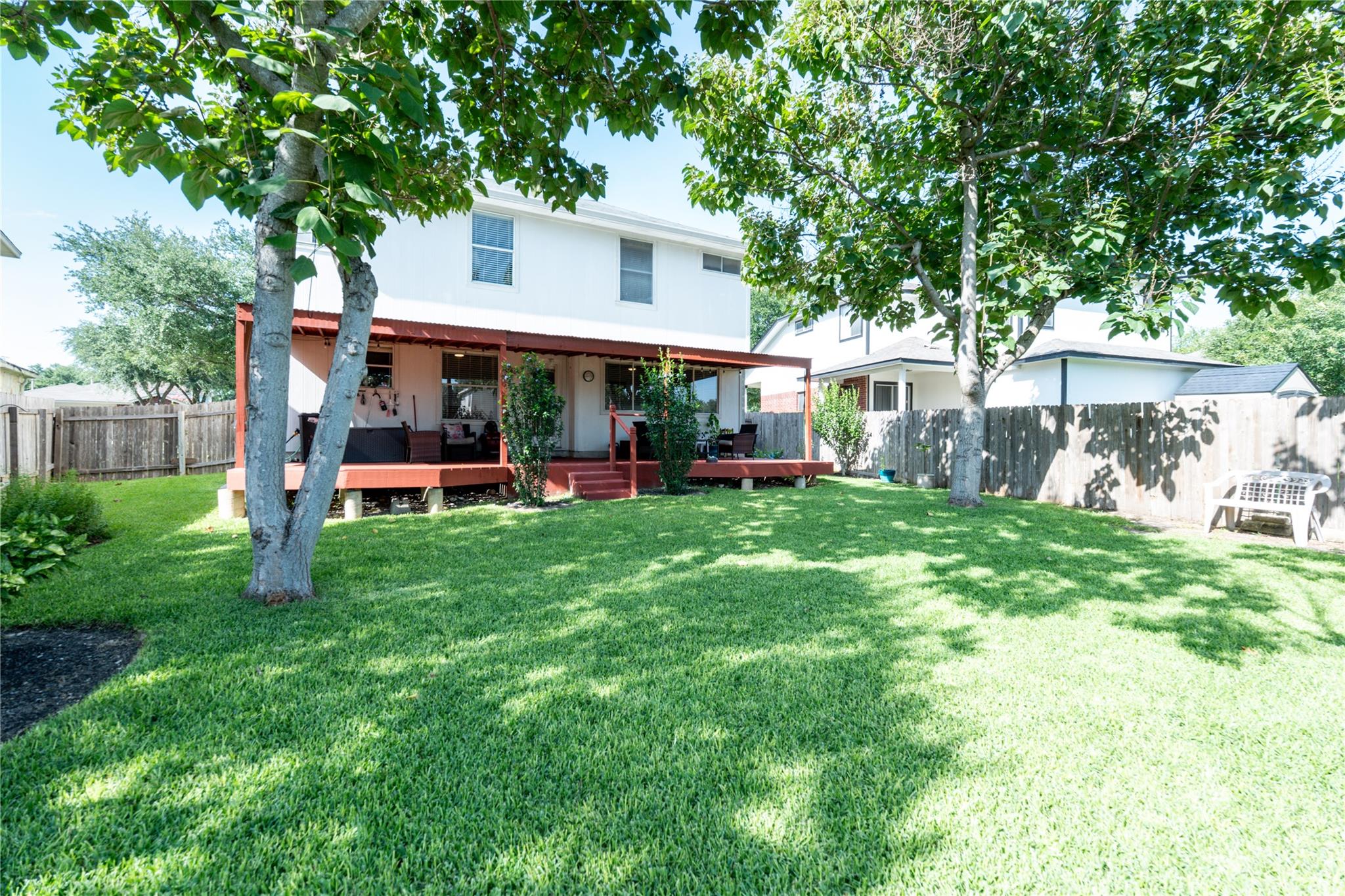 1005 Doras DR