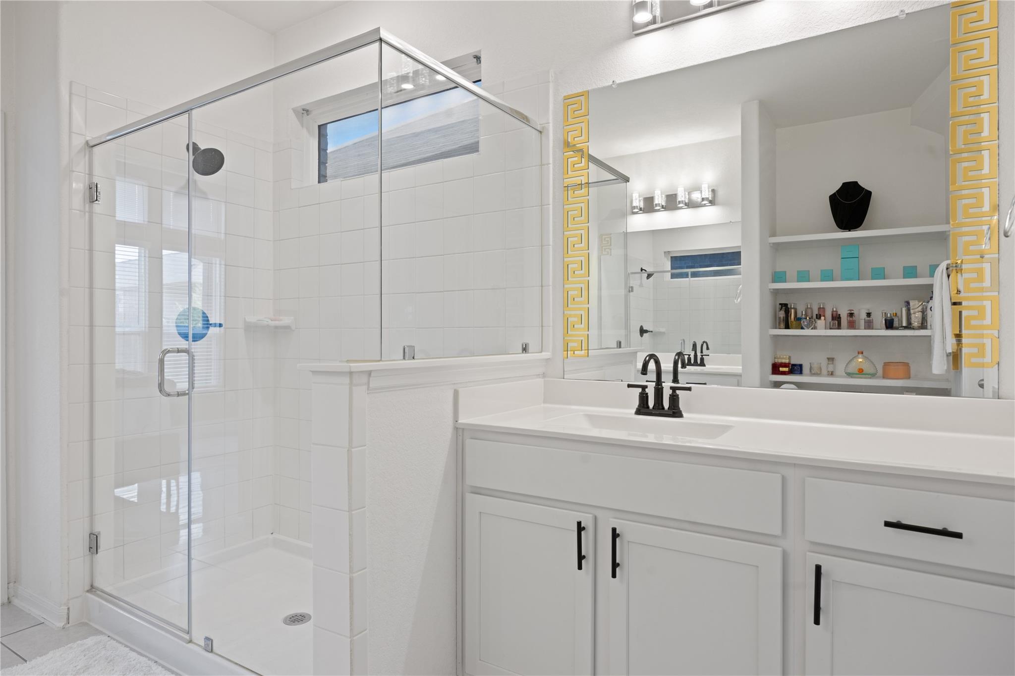 241 Oleander LOOP