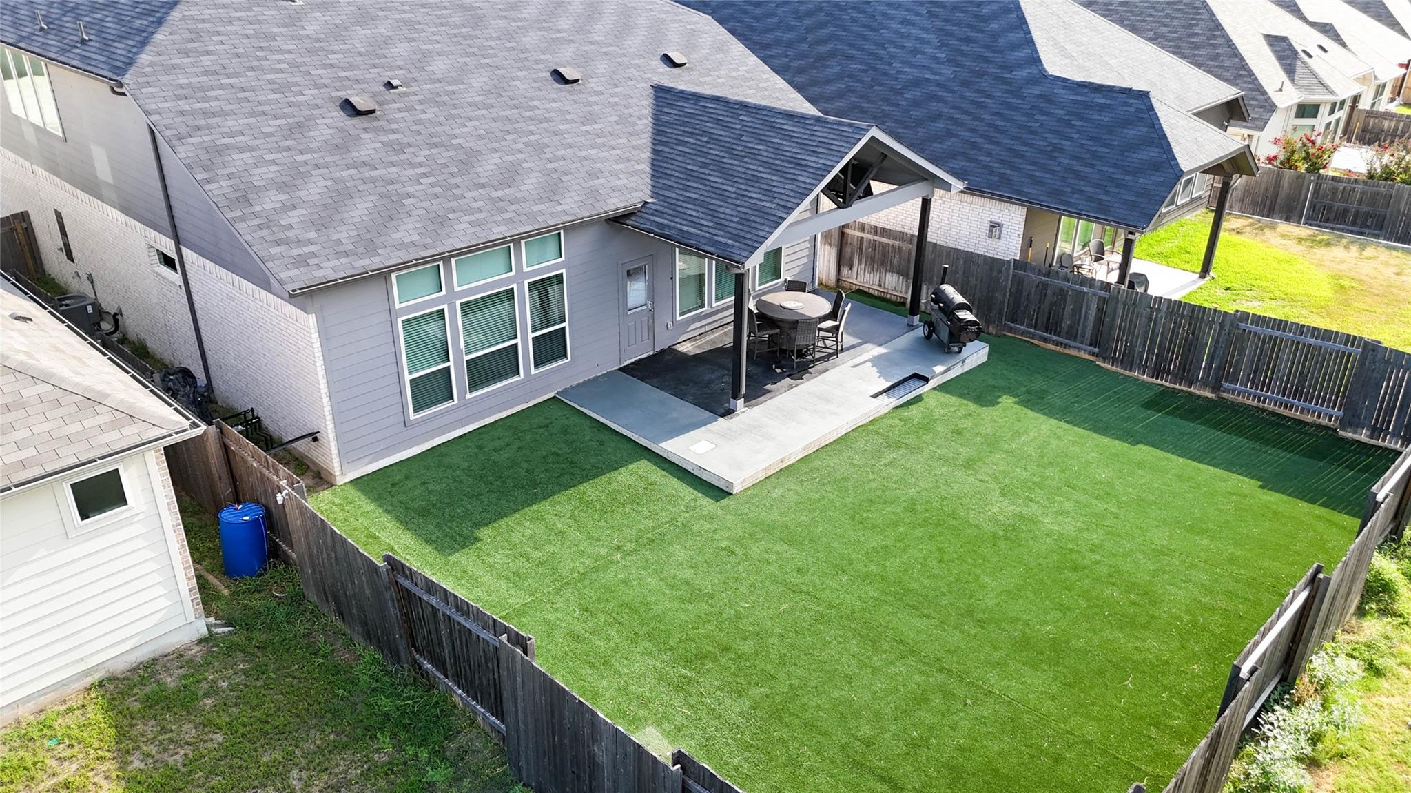 241 Oleander LOOP