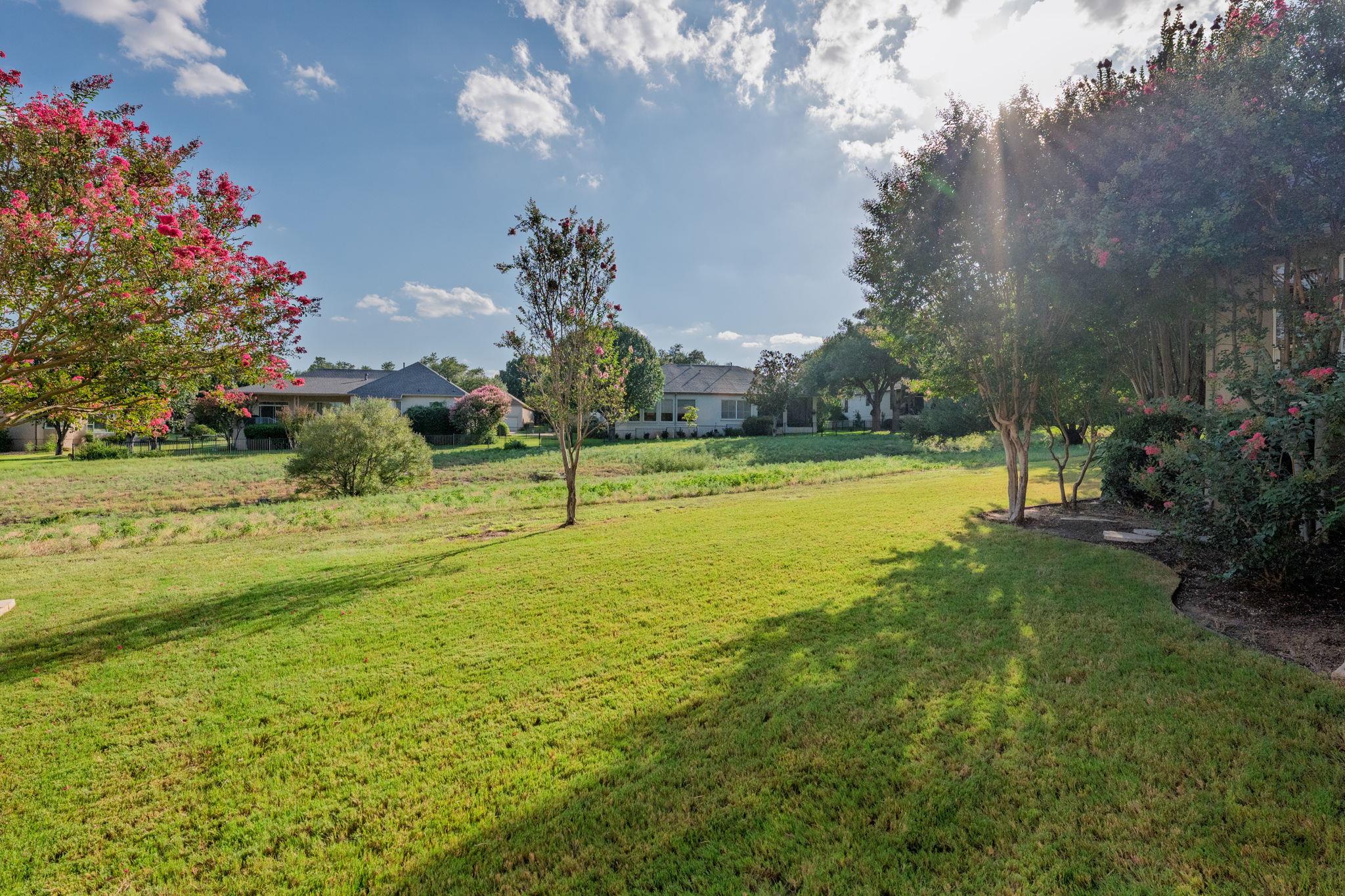 107 Lantana DR