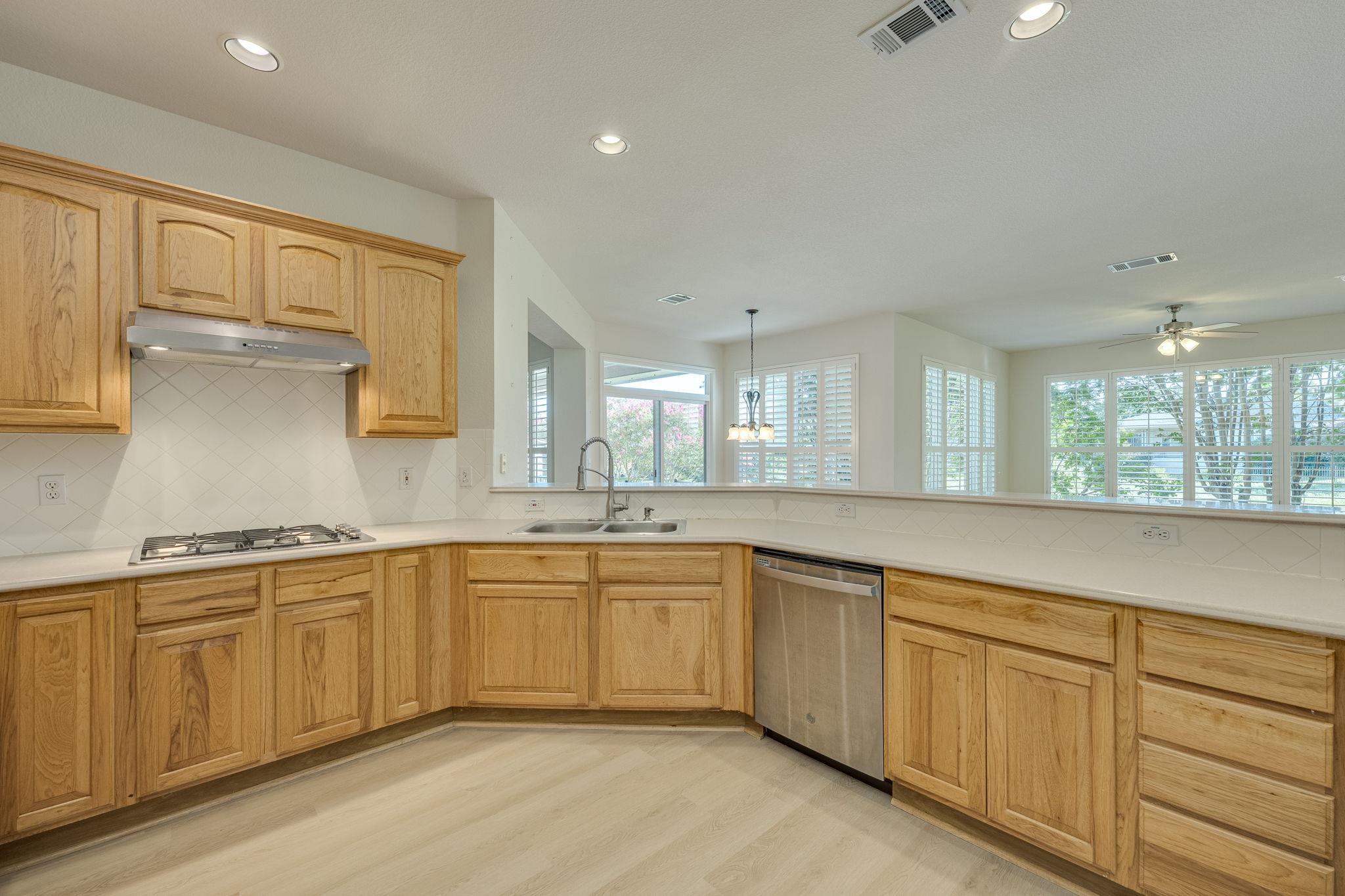 107 Lantana DR