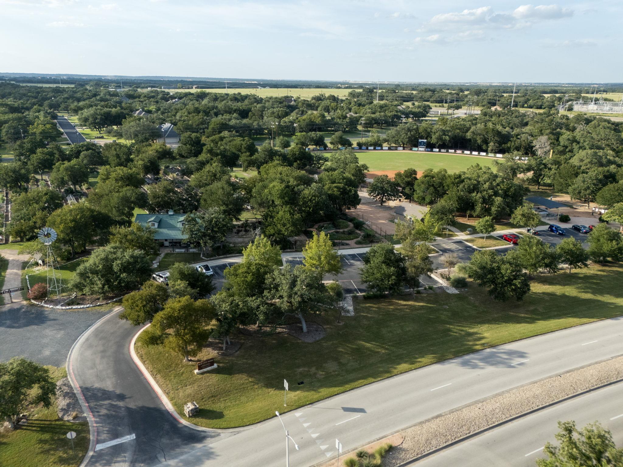 107 Lantana DR