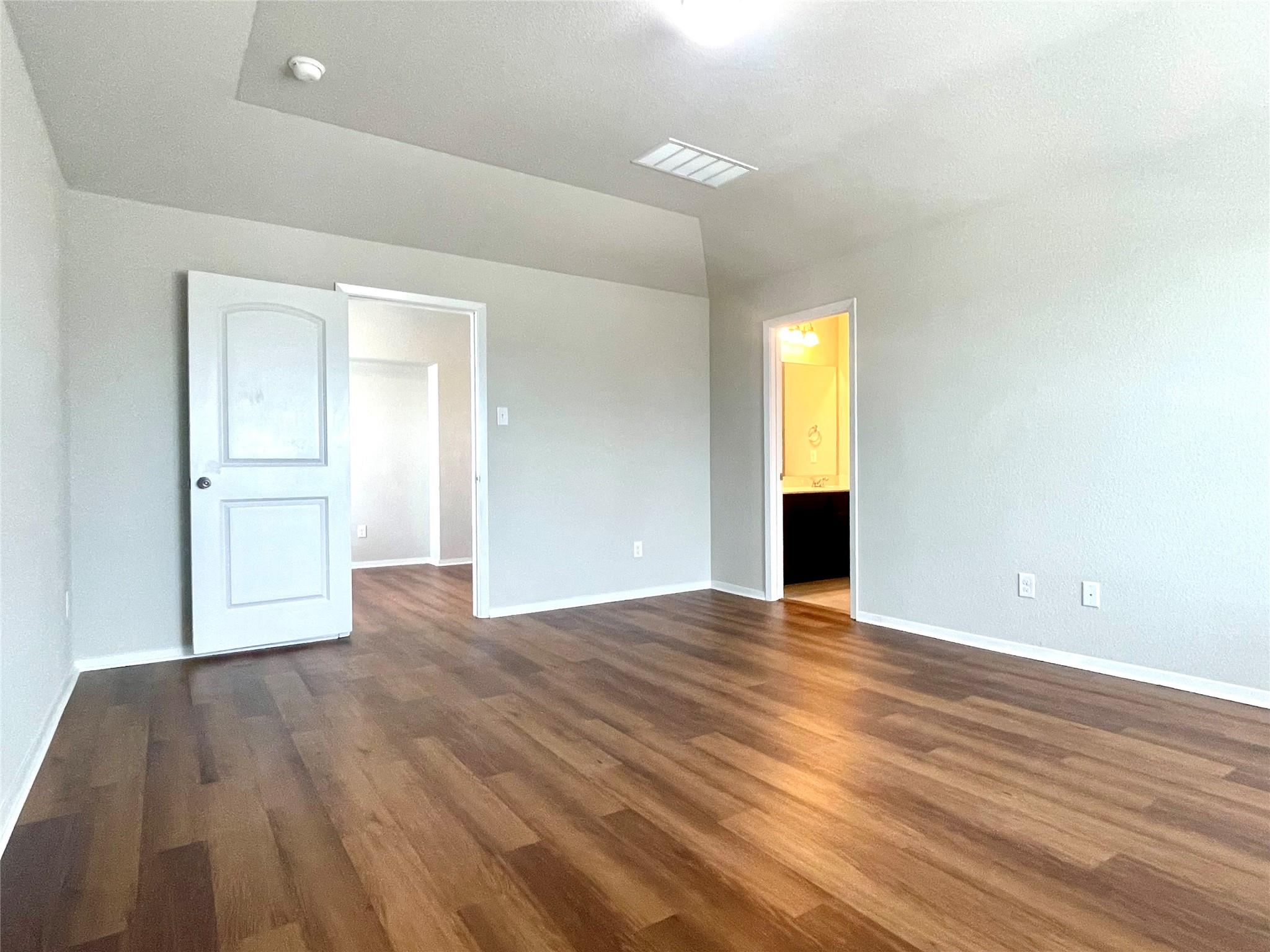 6701 Wolf Pack DR