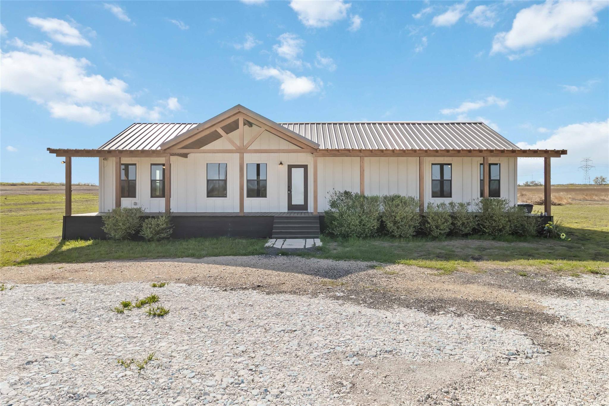 1525 Scull RD