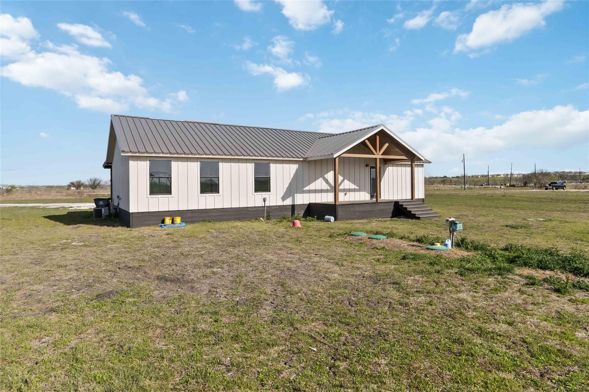 1525 Scull RD