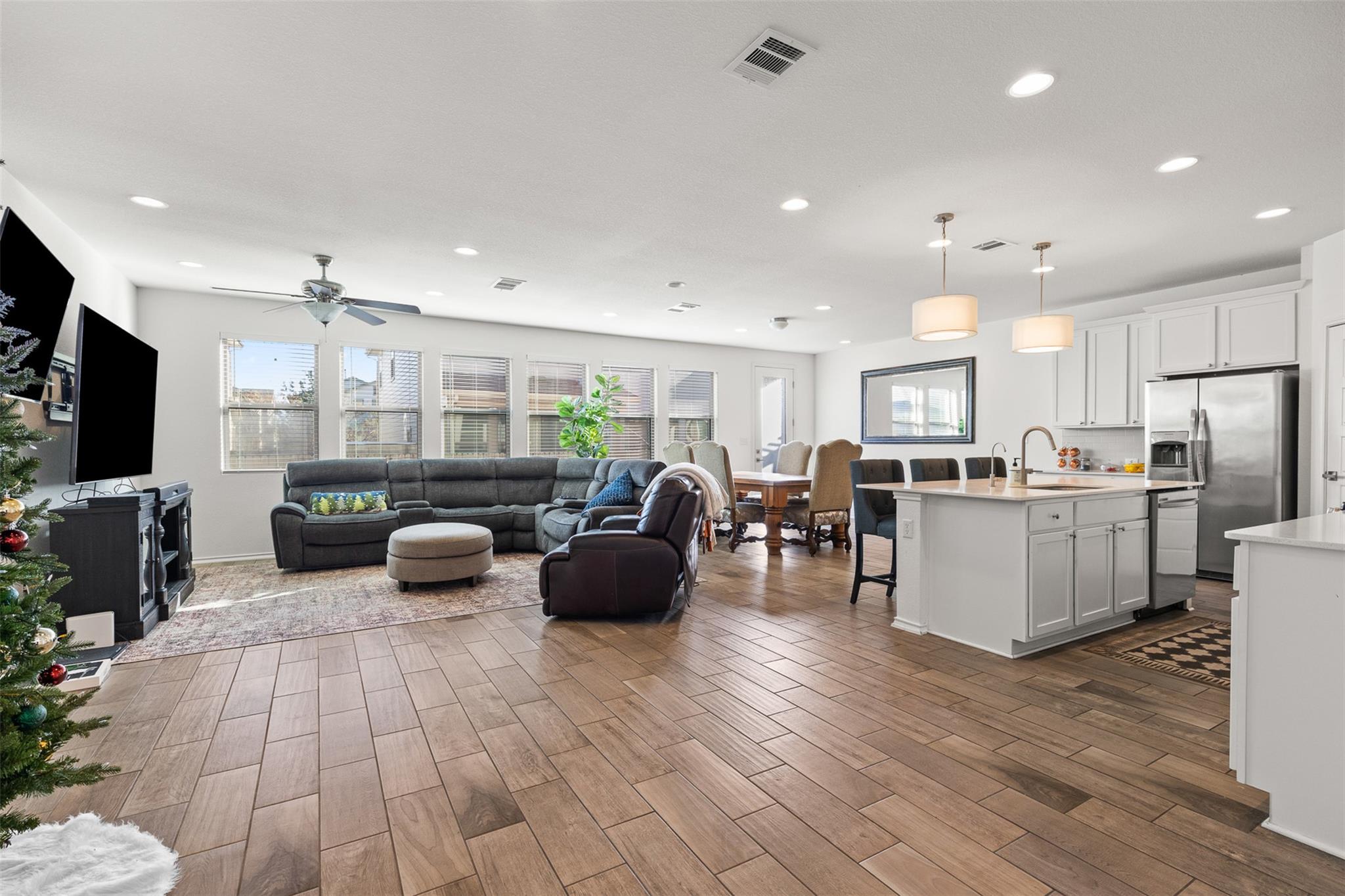 9107 Moonstone DR