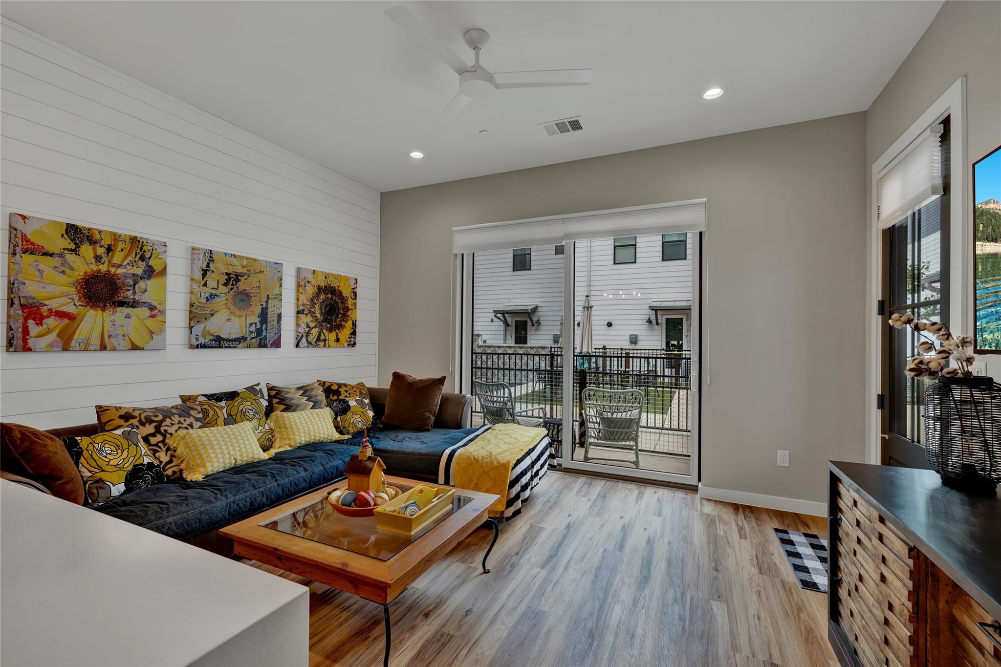 1208 Academy Academy Ave # 3101