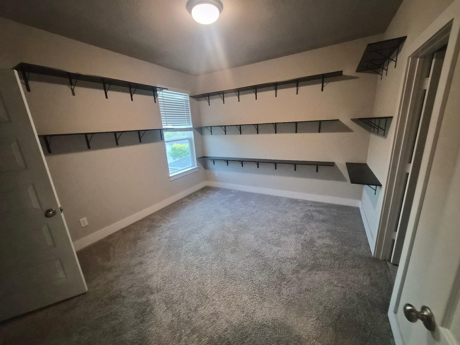 1520 Seeger DR # 2