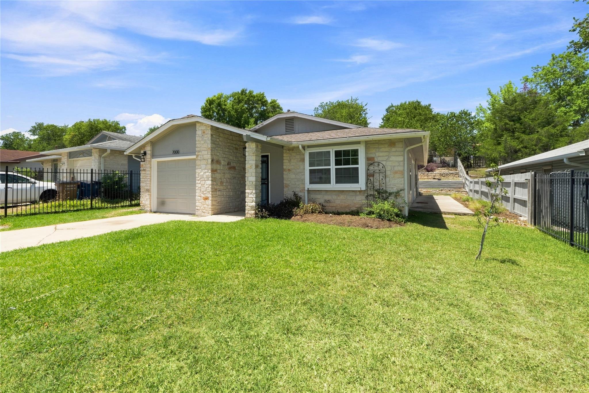 7000 Shannon DR
