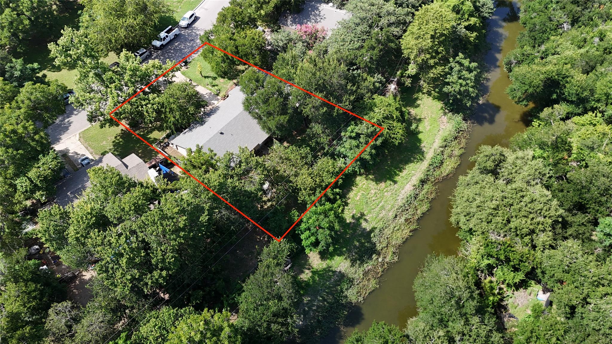 409/411 Lake Creek CIR