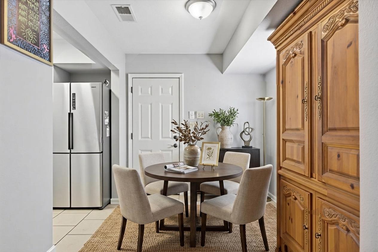 409/411 Lake Creek CIR