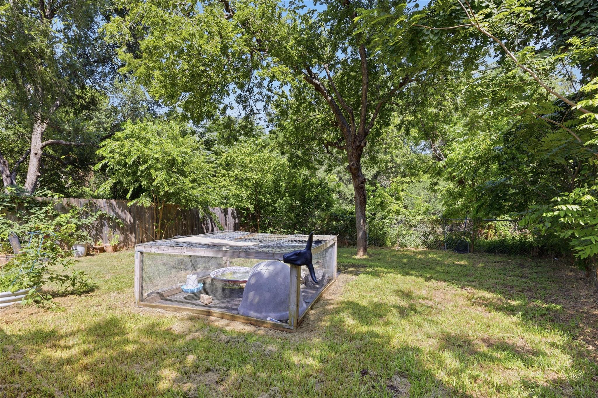 409/411 Lake Creek CIR