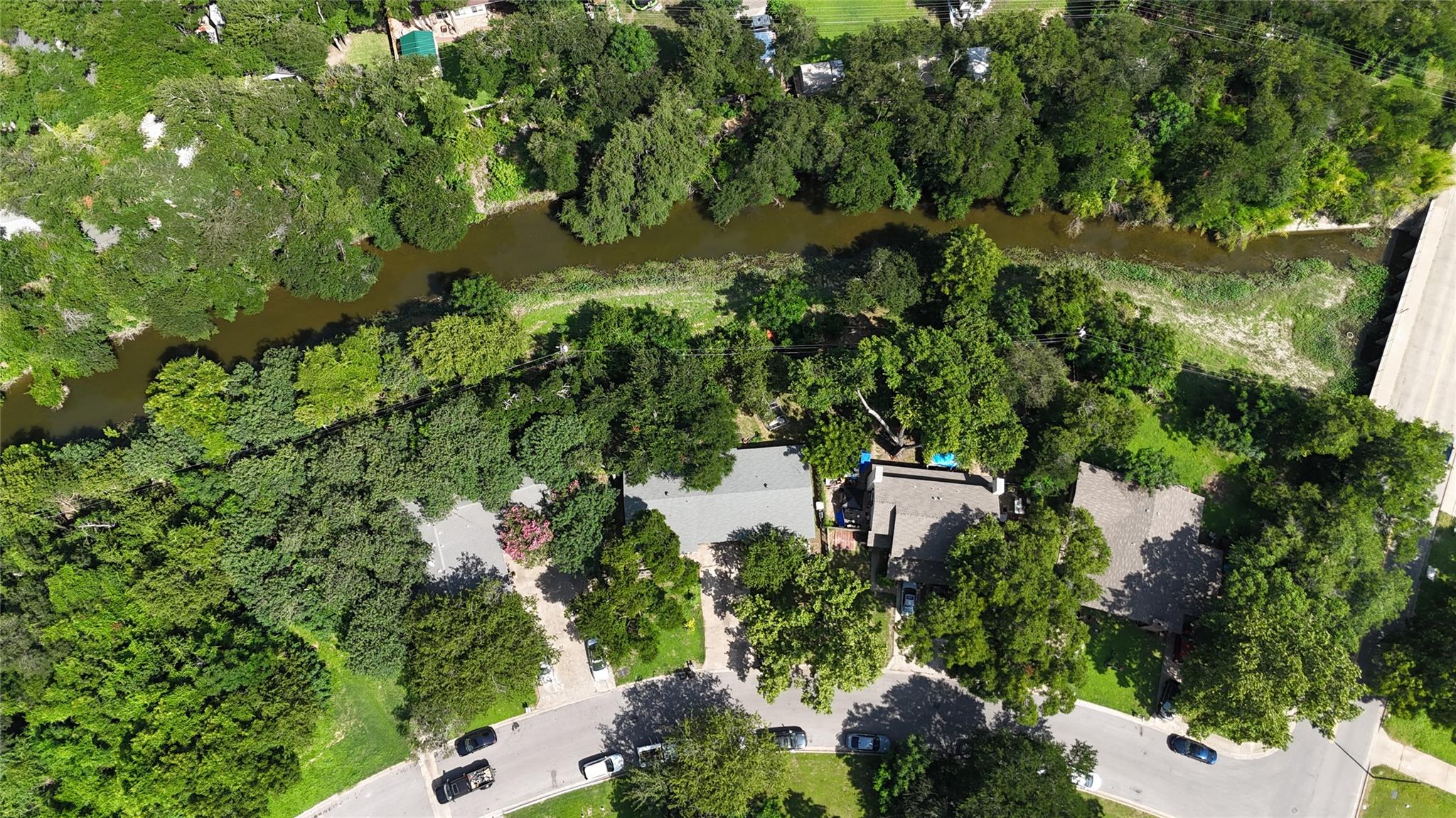 409/411 Lake Creek CIR