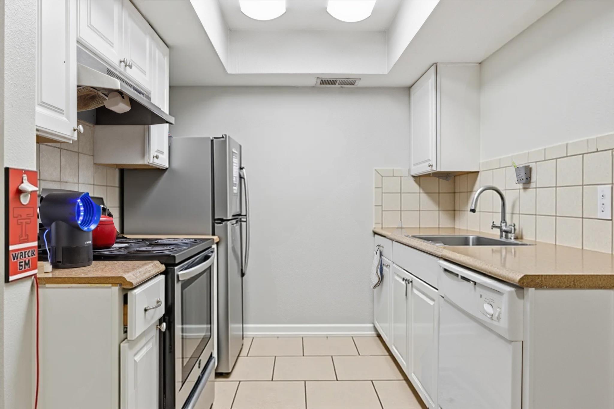 409/411 Lake Creek CIR