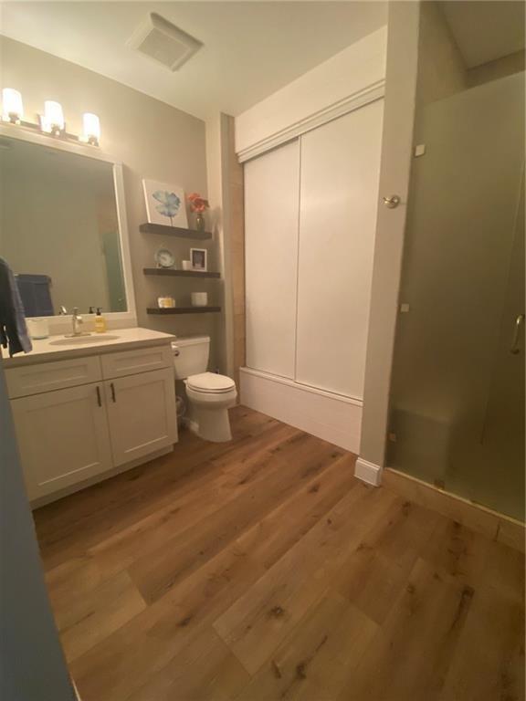 507 Sabine ST # 1006