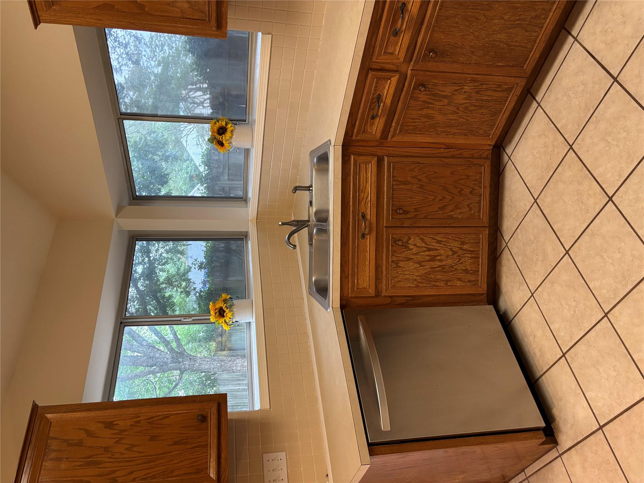4500 Abelia DR