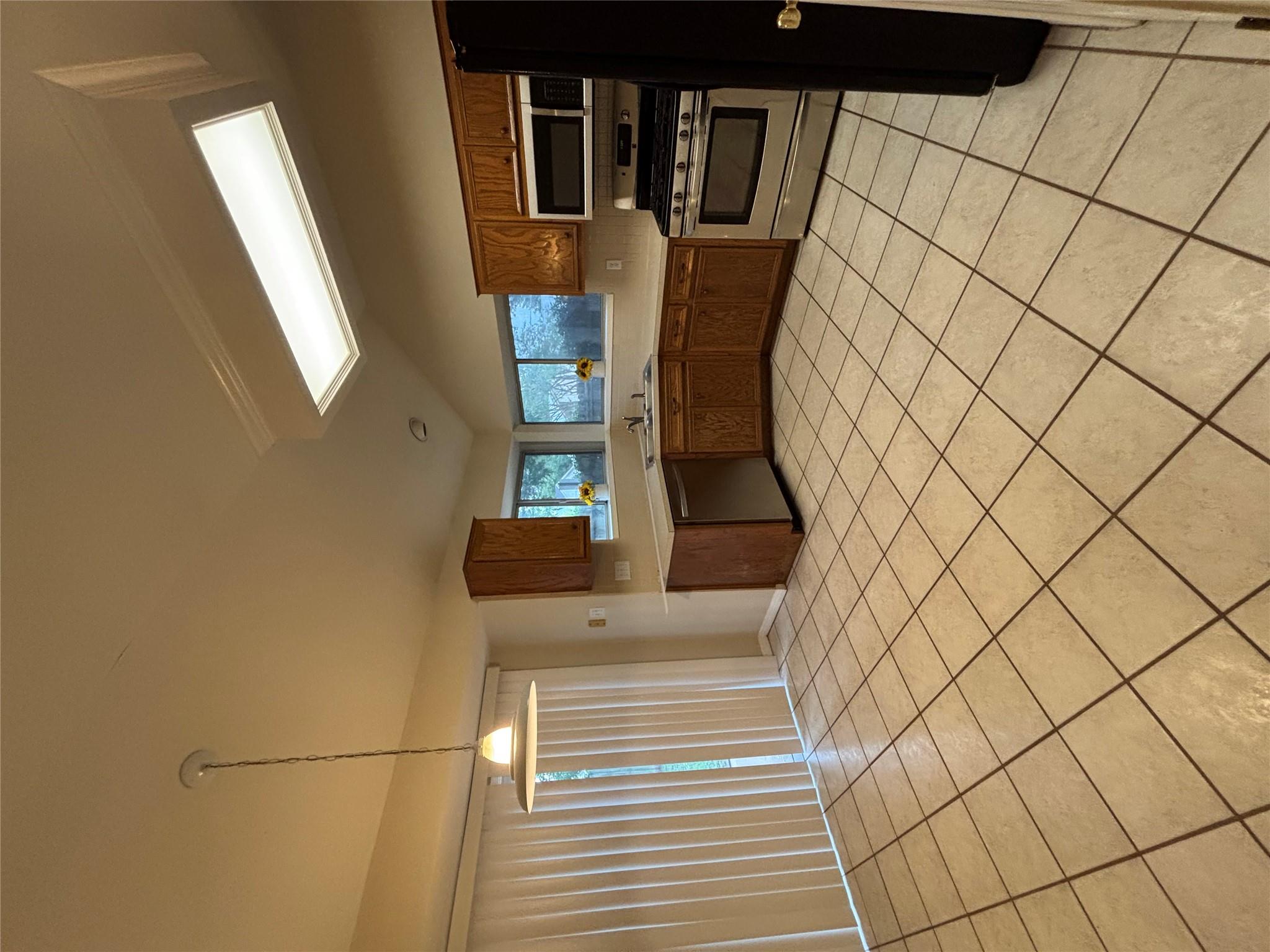 4500 Abelia DR