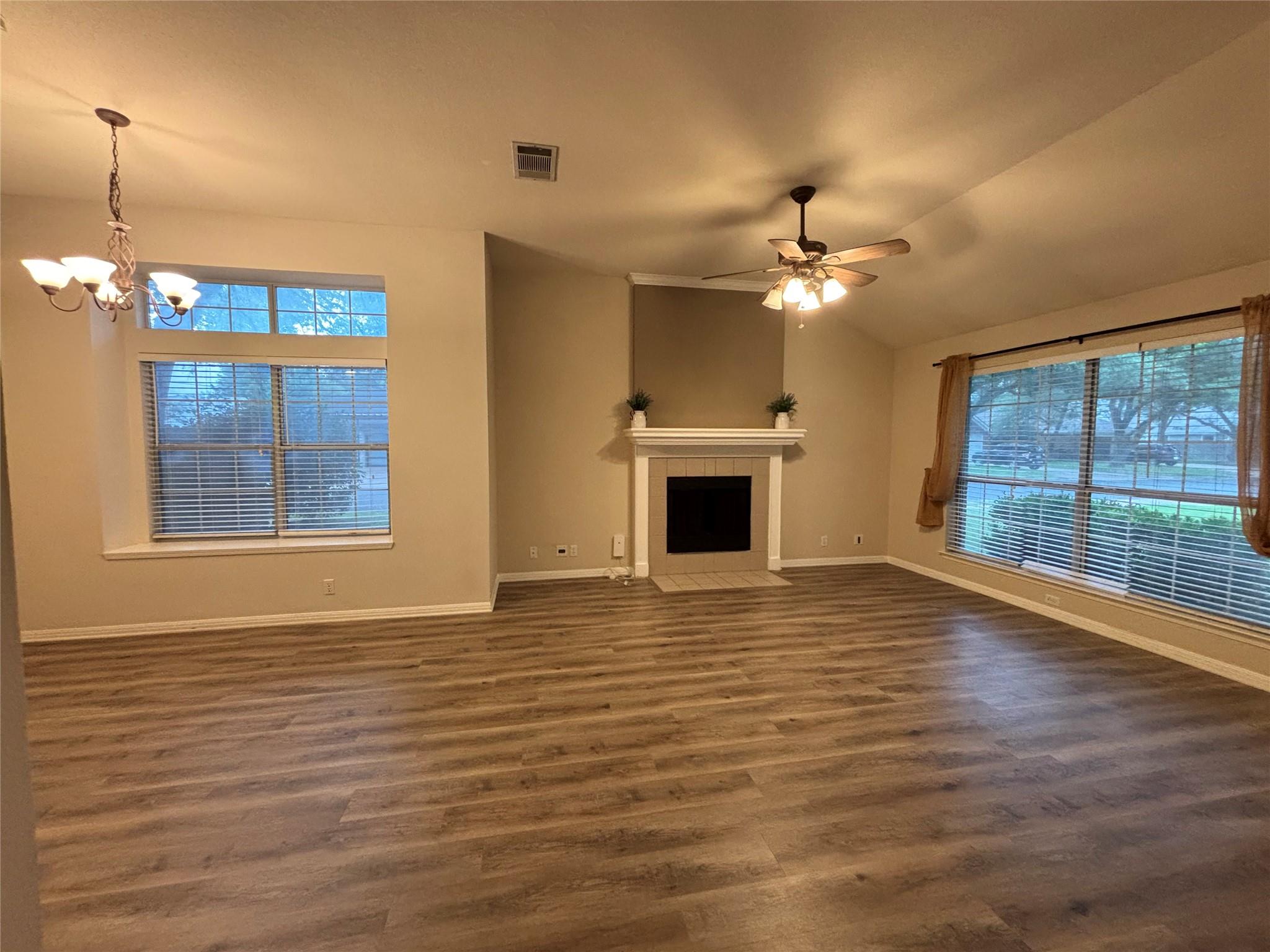 4500 Abelia DR