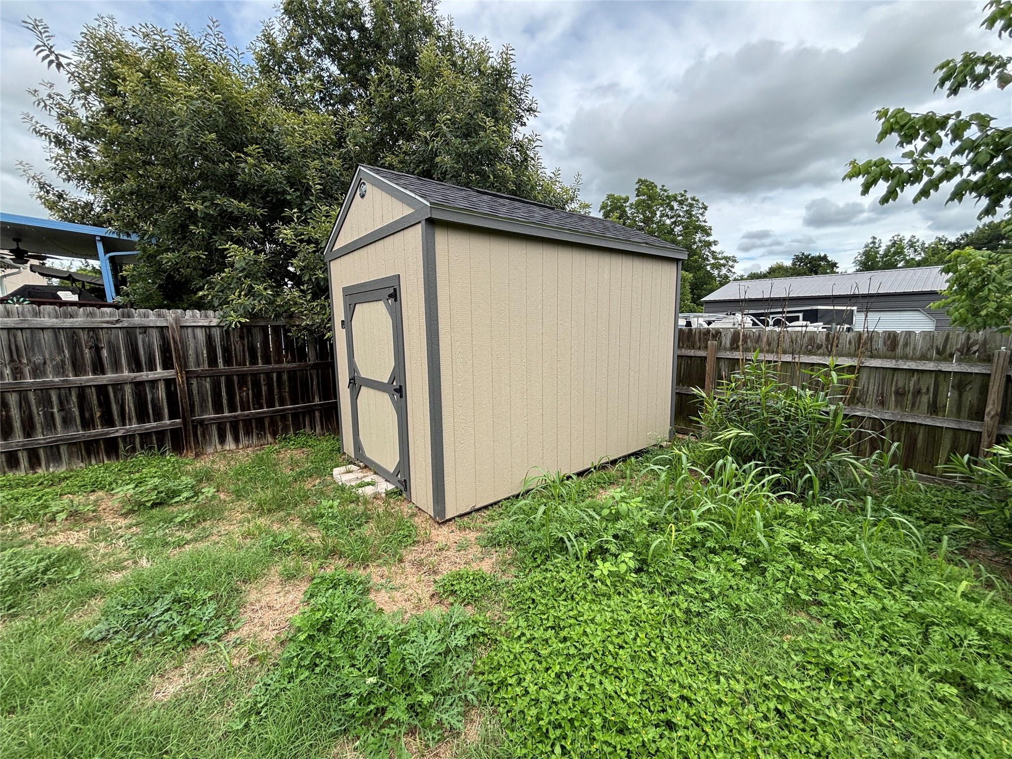 2101 Whistling WAY