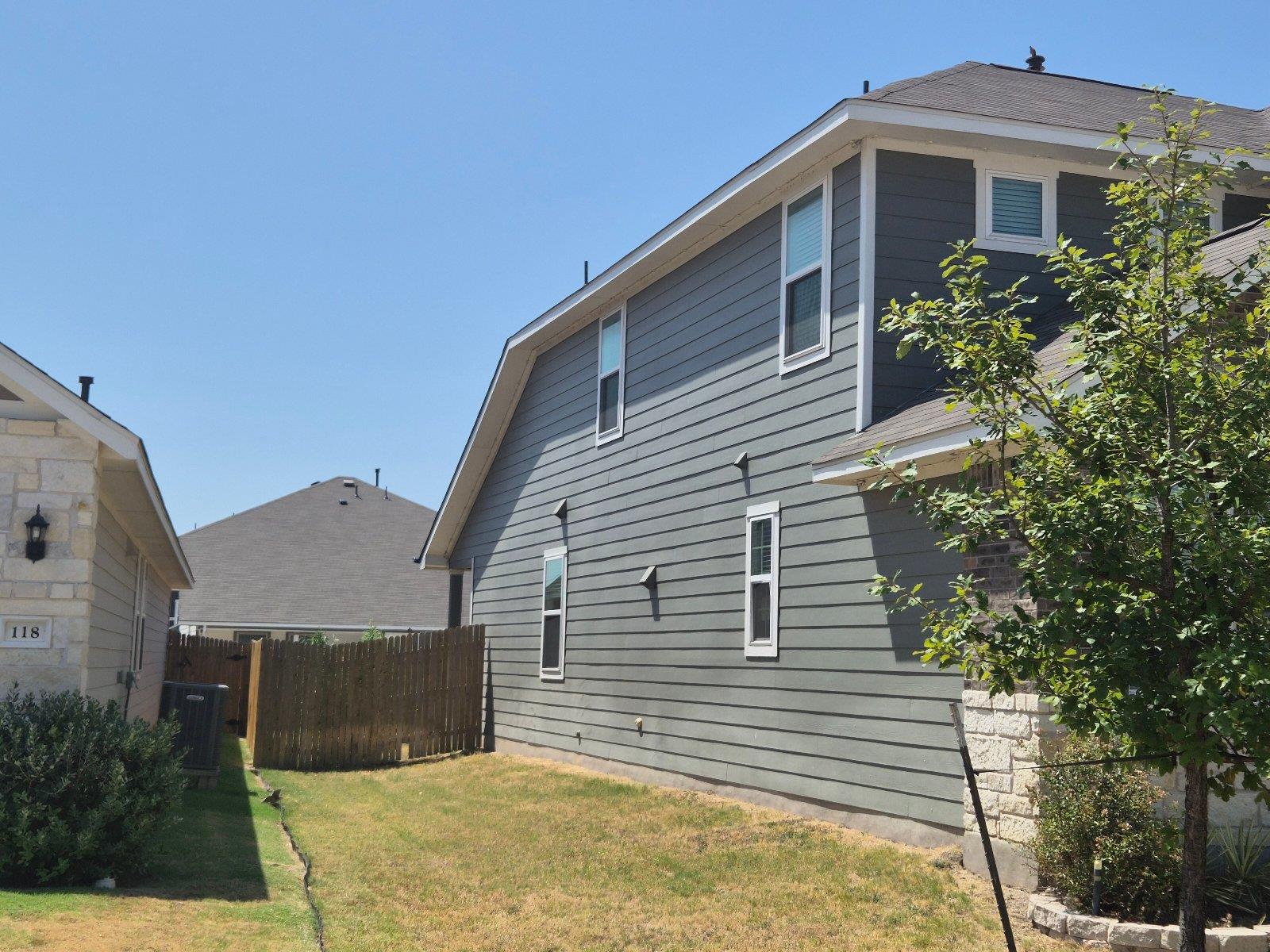 116 Lyrebird LN