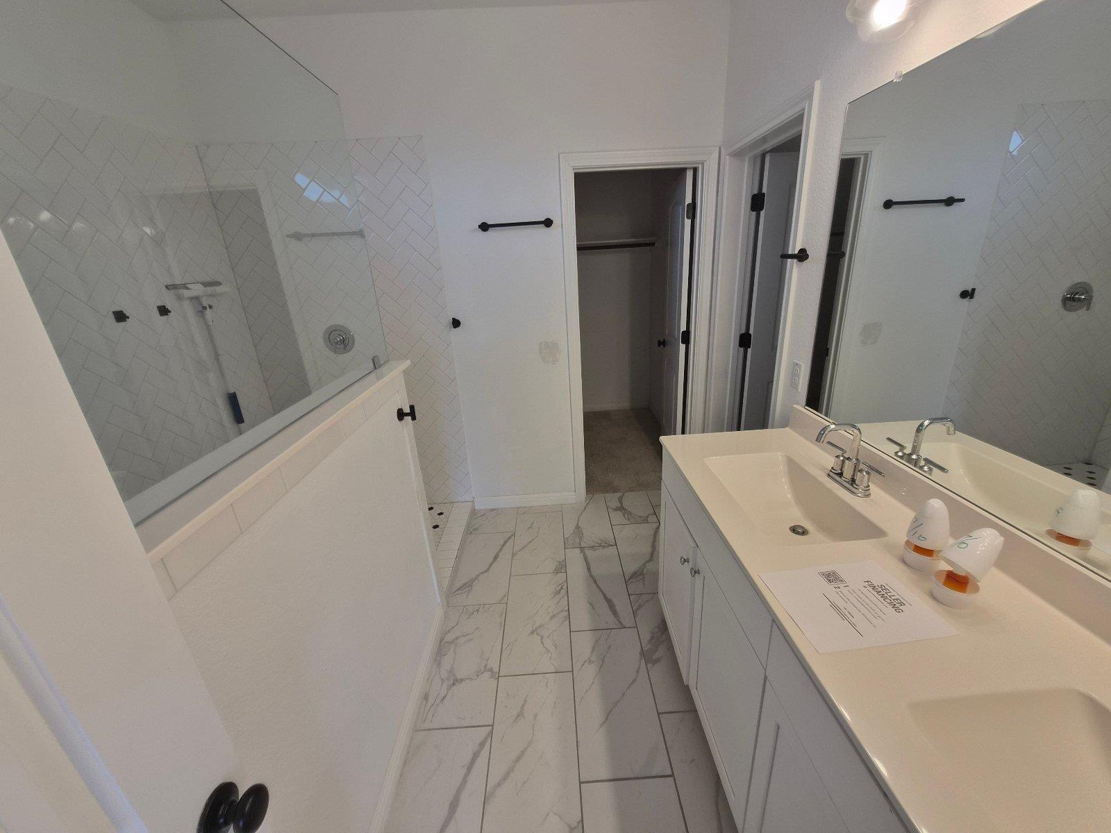 116 Lyrebird LN