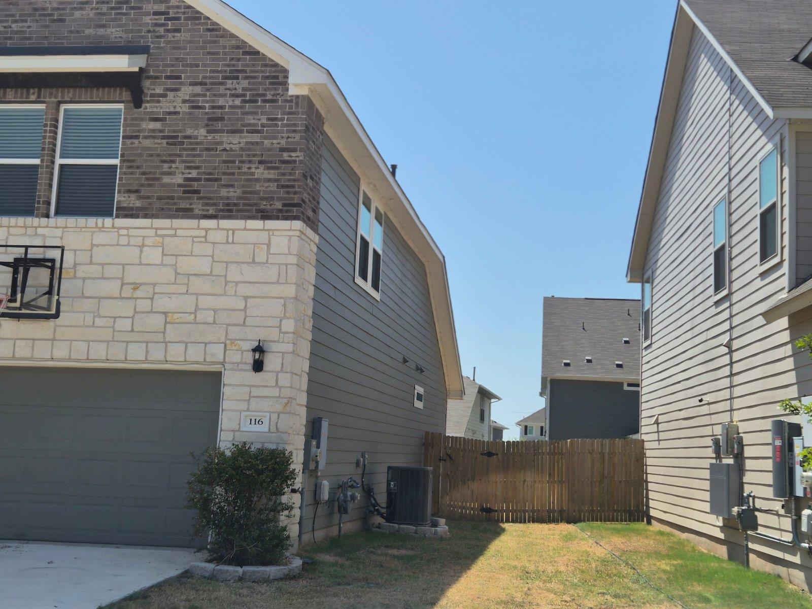 116 Lyrebird LN