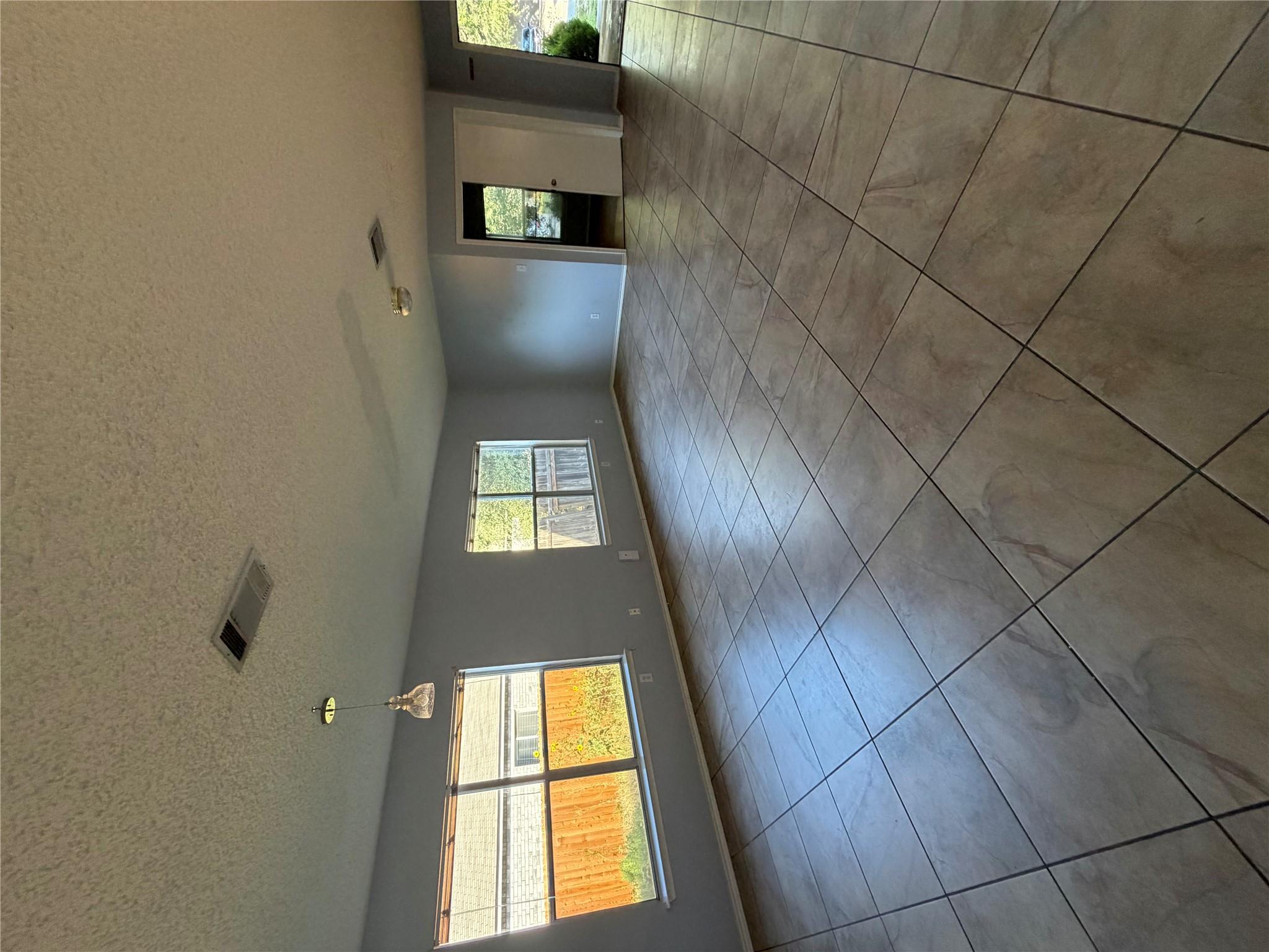 3207 Settlement DR