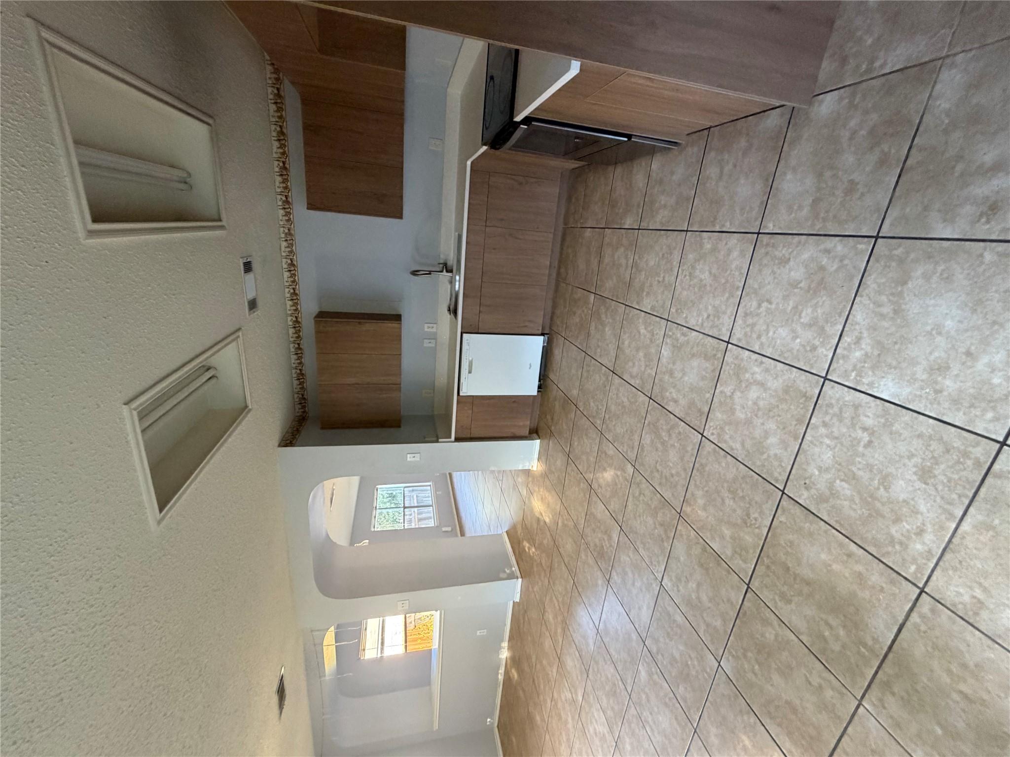 3207 Settlement DR