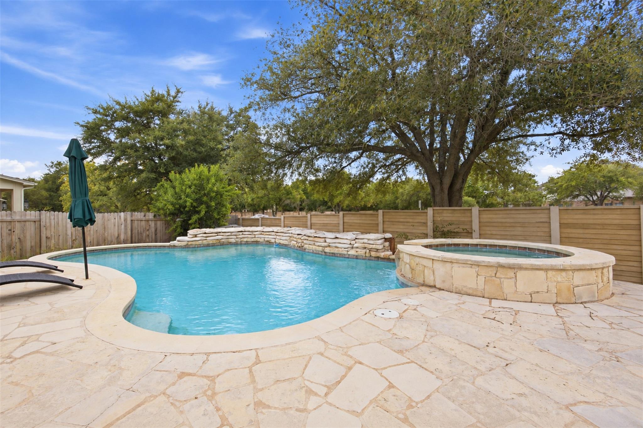 2507 Texan DR