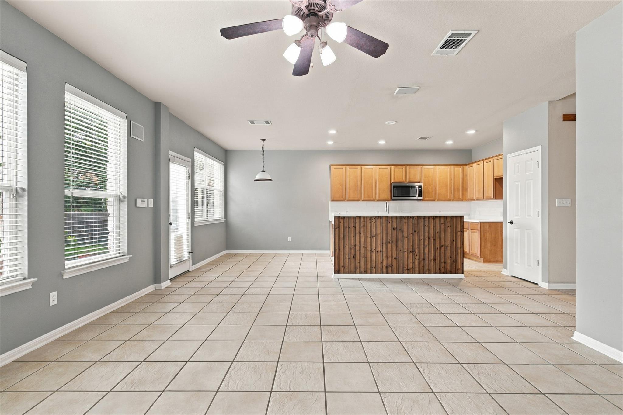 2507 Texan DR